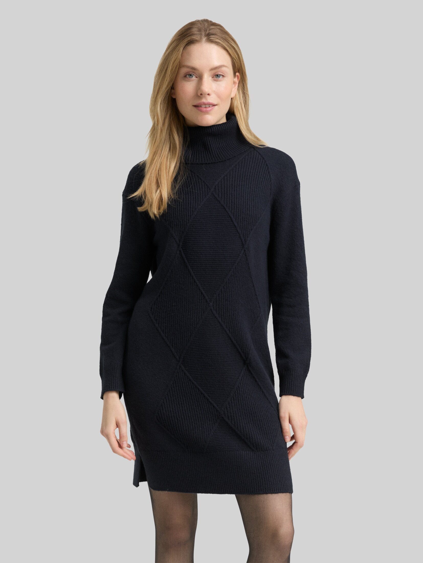 TOM TAILOR Sommerkleid Kleider & Jumpsuits Loose Fit Strickkleid