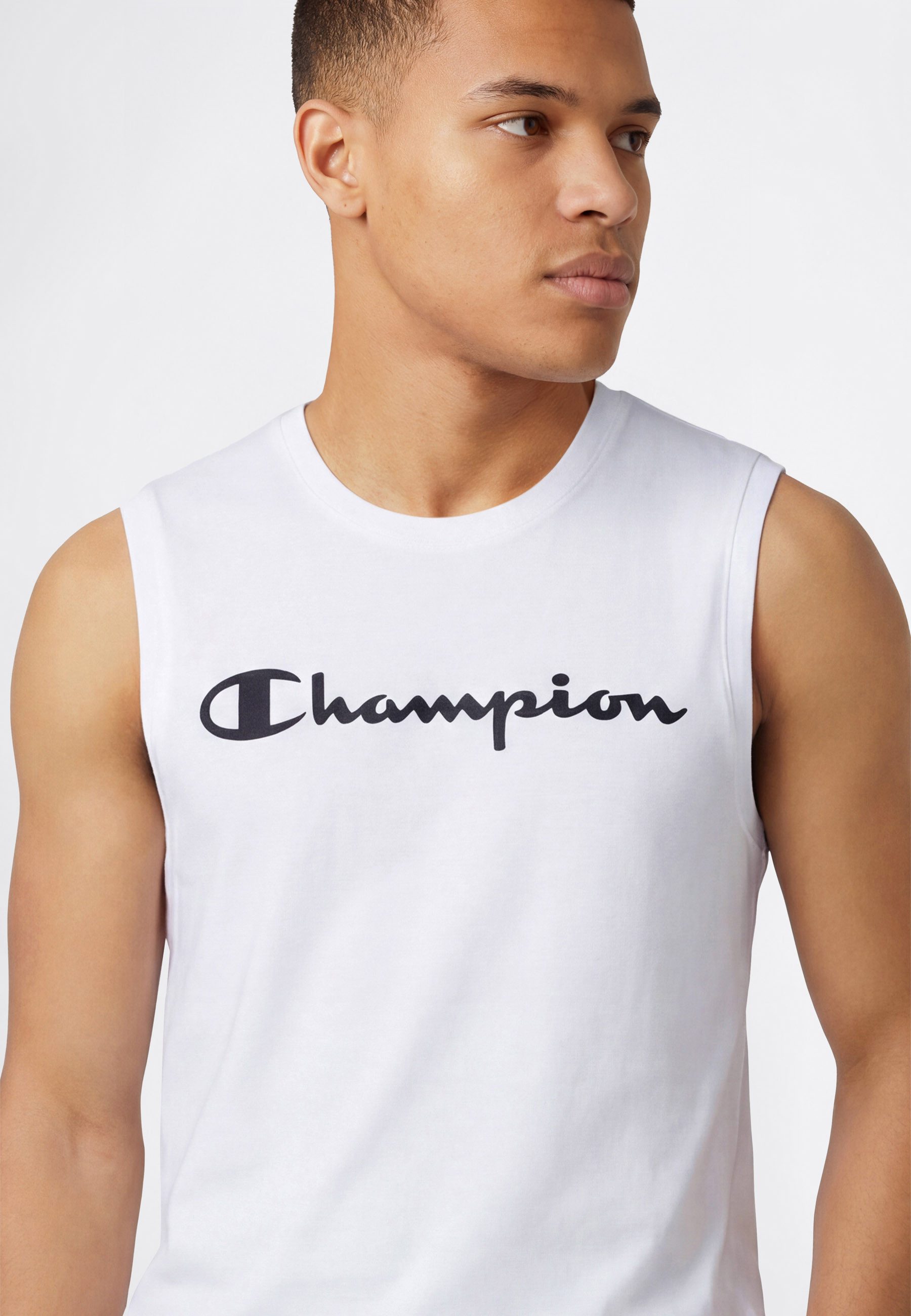 Champion Tanktop BASICS Sleeveless T-Shirt Large Logo mit Rundhalsausschnitt, aus Baumwolle, sportliche Schnittform