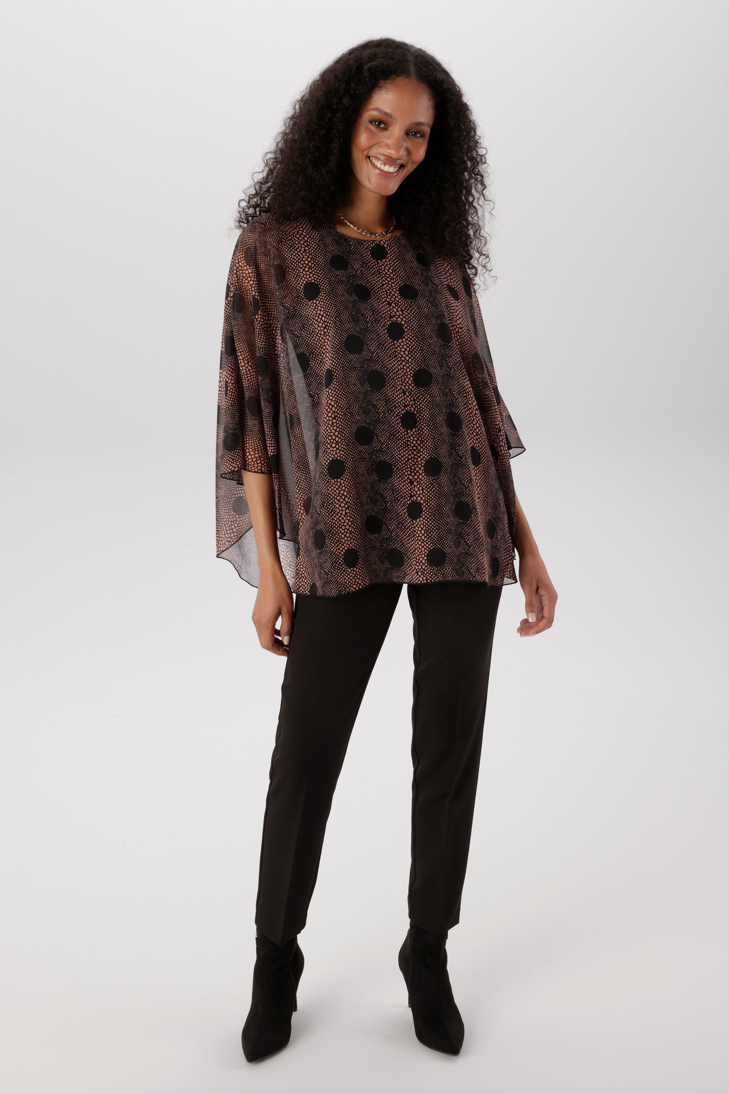Zum Outfit 12