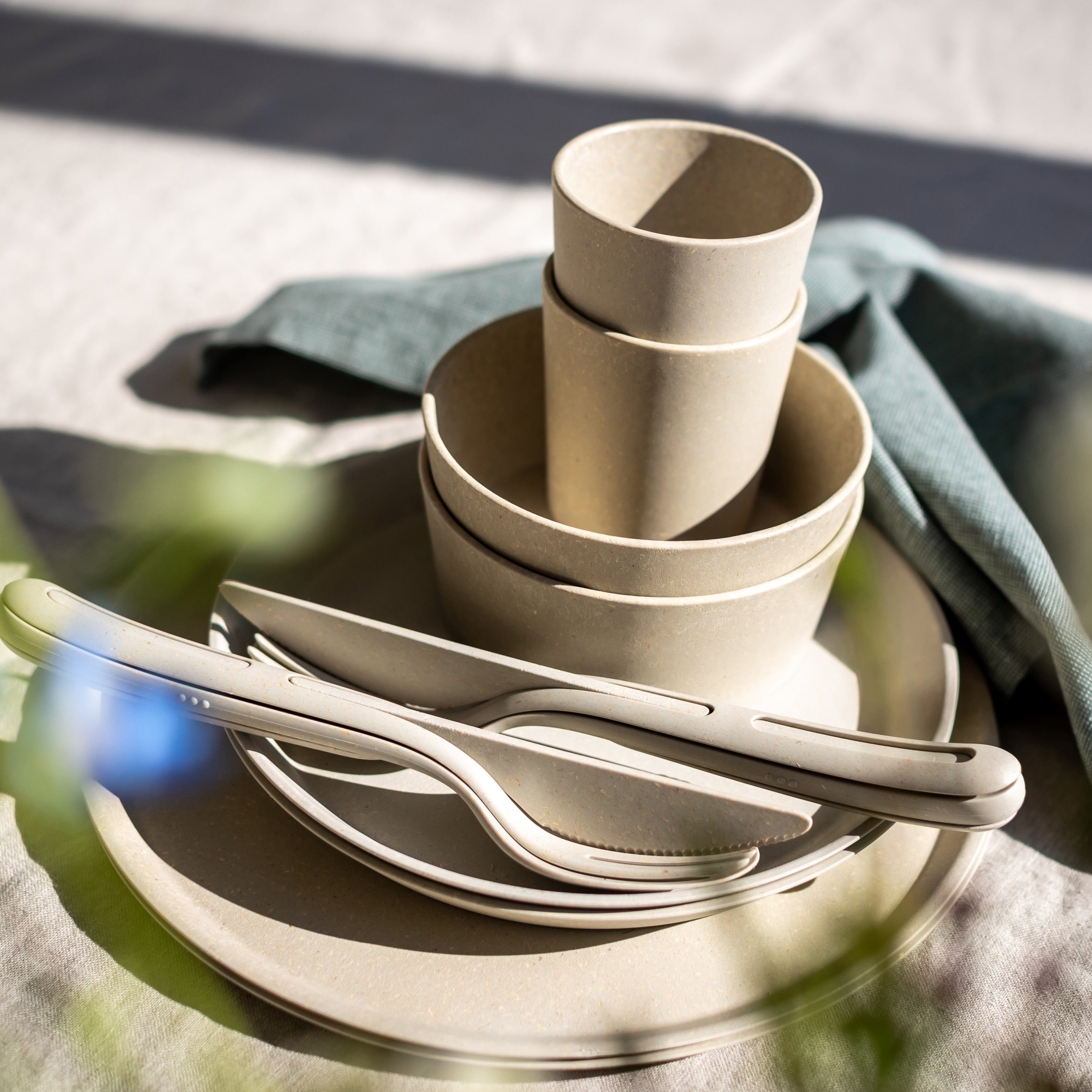 KOZIOL Kombiservice Geschirr-Set, Service CONNECT SET HELSINKI (10-tlg), 2 Personen, Holz, Kunststoff, Made in Germany, 10 Teile, für 2 Personen