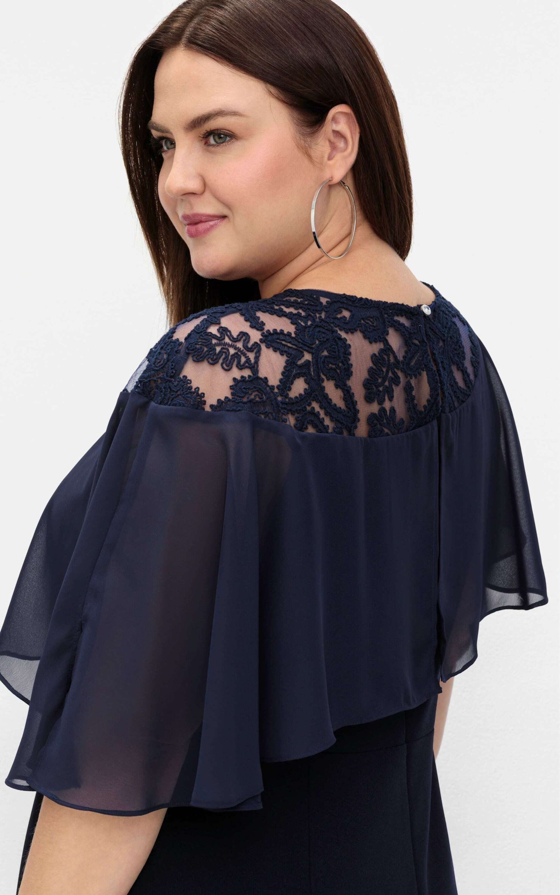 Sheego Etuikleid Abendkleid Ärmellos mit Cape aus Spitze, in Midilänge