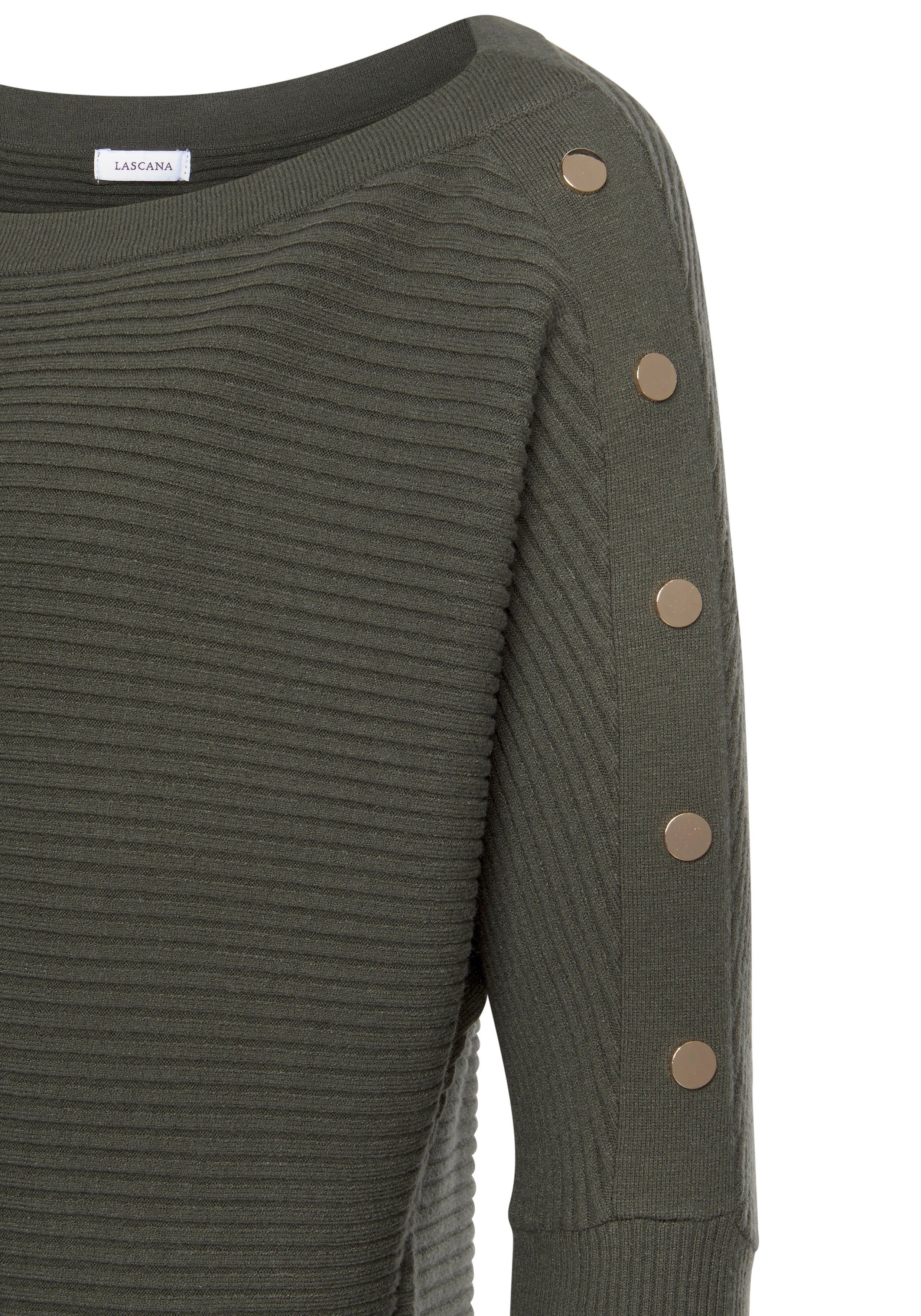LASCANA Longpullover mit Zieraccessoires am Ärmel, eleganter Strickpullover