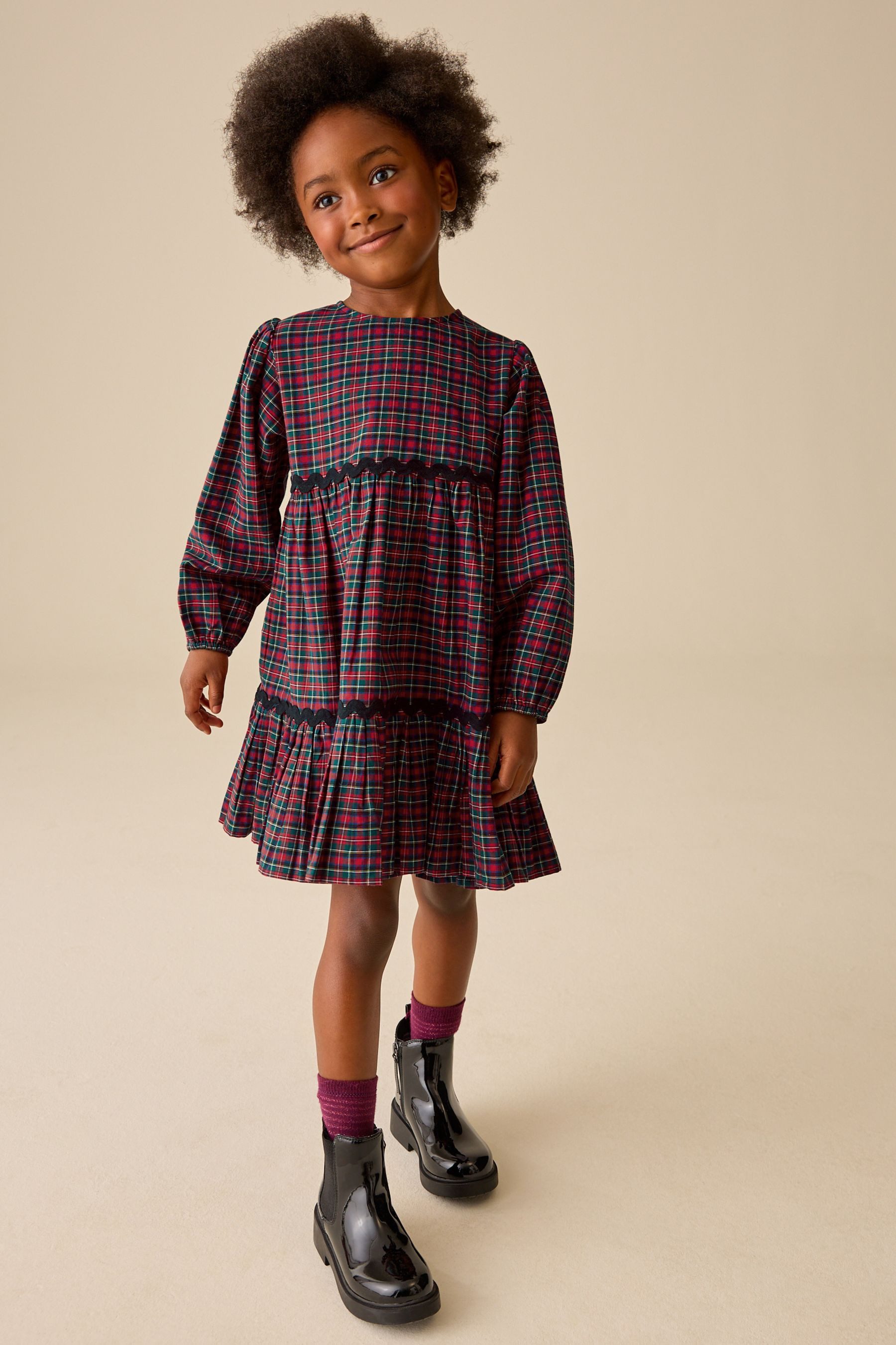 Next Karokleid Kariertes Stufen-Kleid (1-tlg)