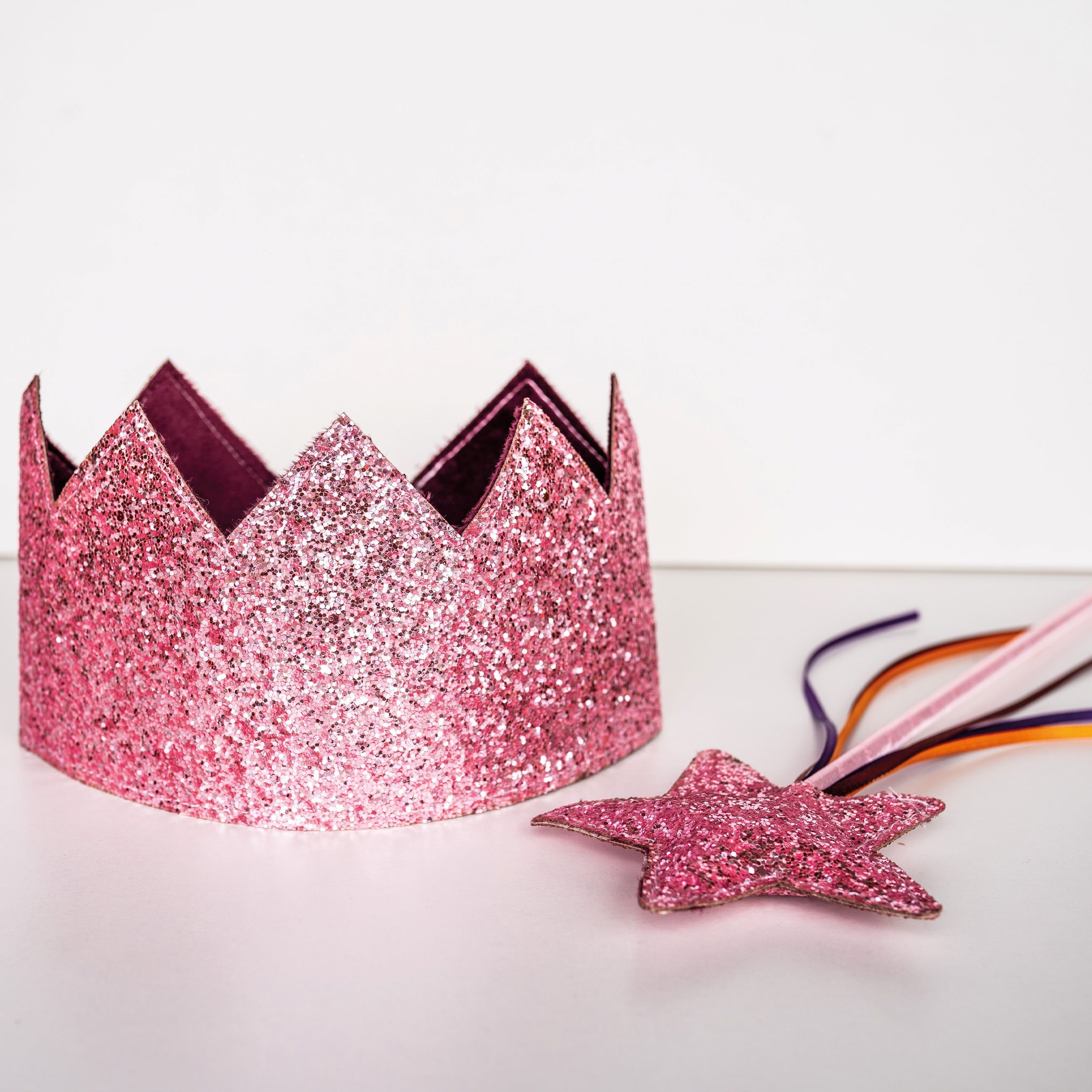 PAPIERDRACHEN Prinzessin-Kostüm Glitzerkrone mit Zauberstab - in zwei verschiedenen Farben erhältlich, Glitzernde Farben