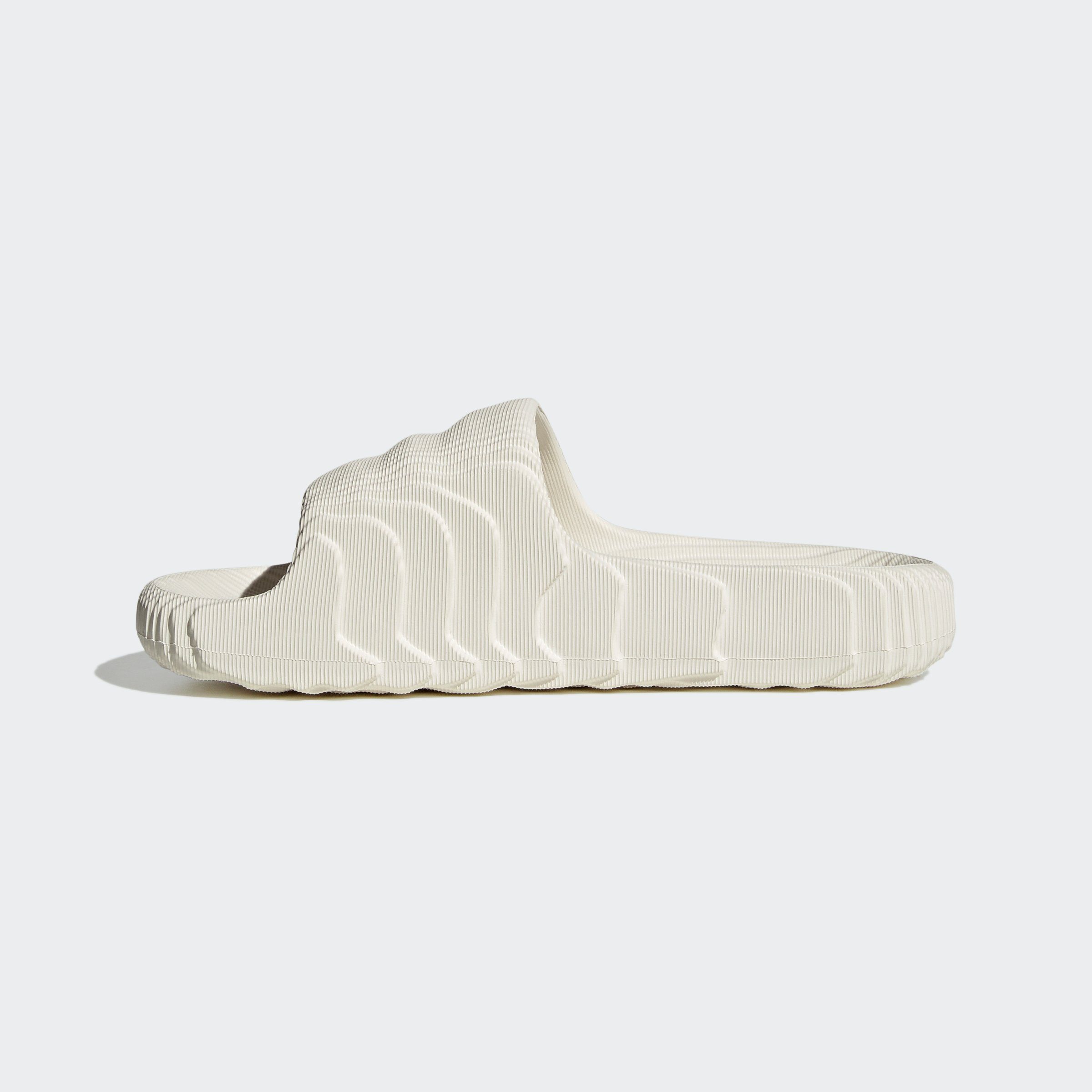 22 adidas ADILETTE Originals Badesandale