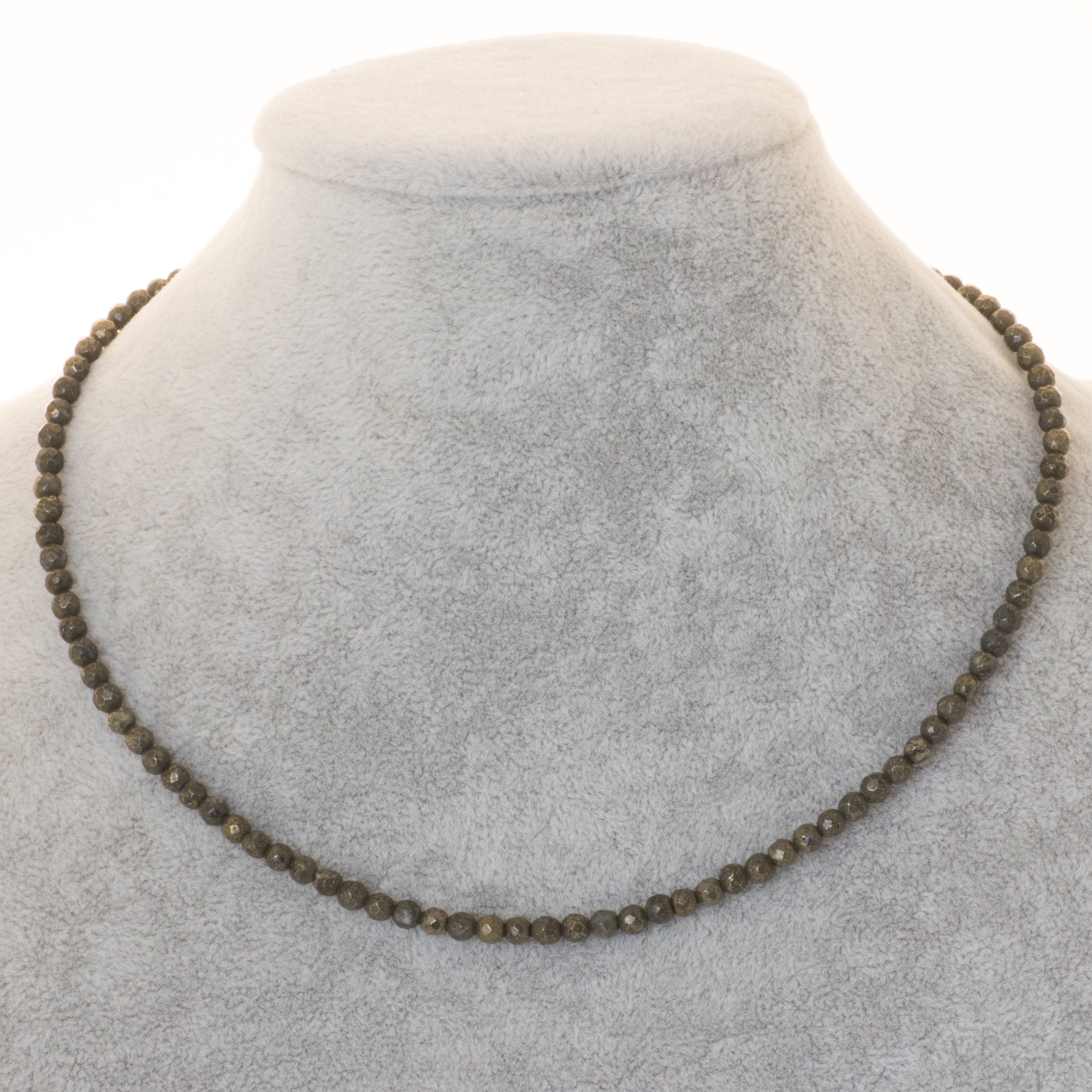Damen Schmuck Bella Carina Perlenkette Kette mit Pyrit Perlen 4 mm facettiert, Silber Karabiner