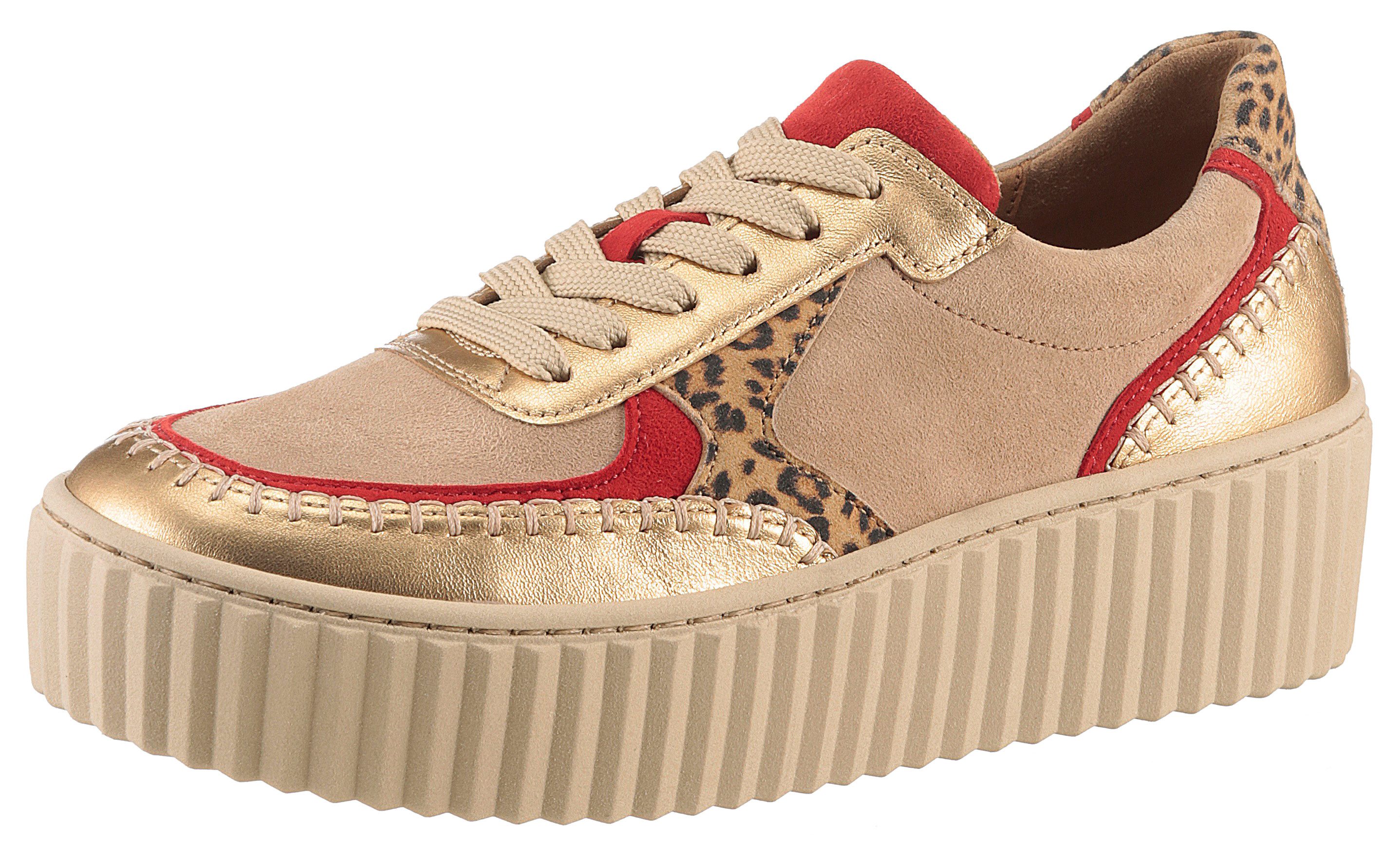 Plateausneaker