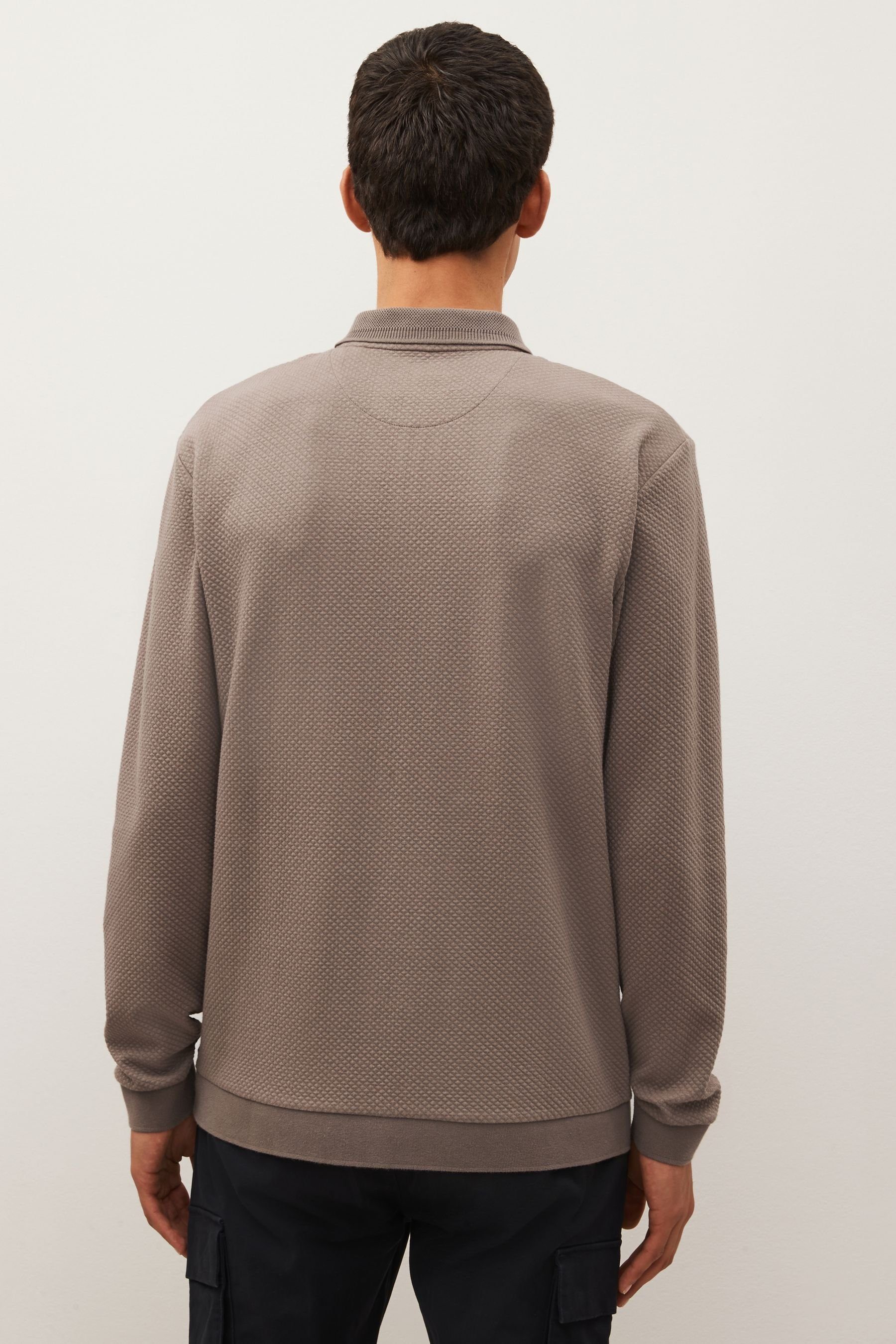 Brown (1-tlg) Polohemd Next langärmeliges Langarm-Poloshirt Strukturiertes, Neutral