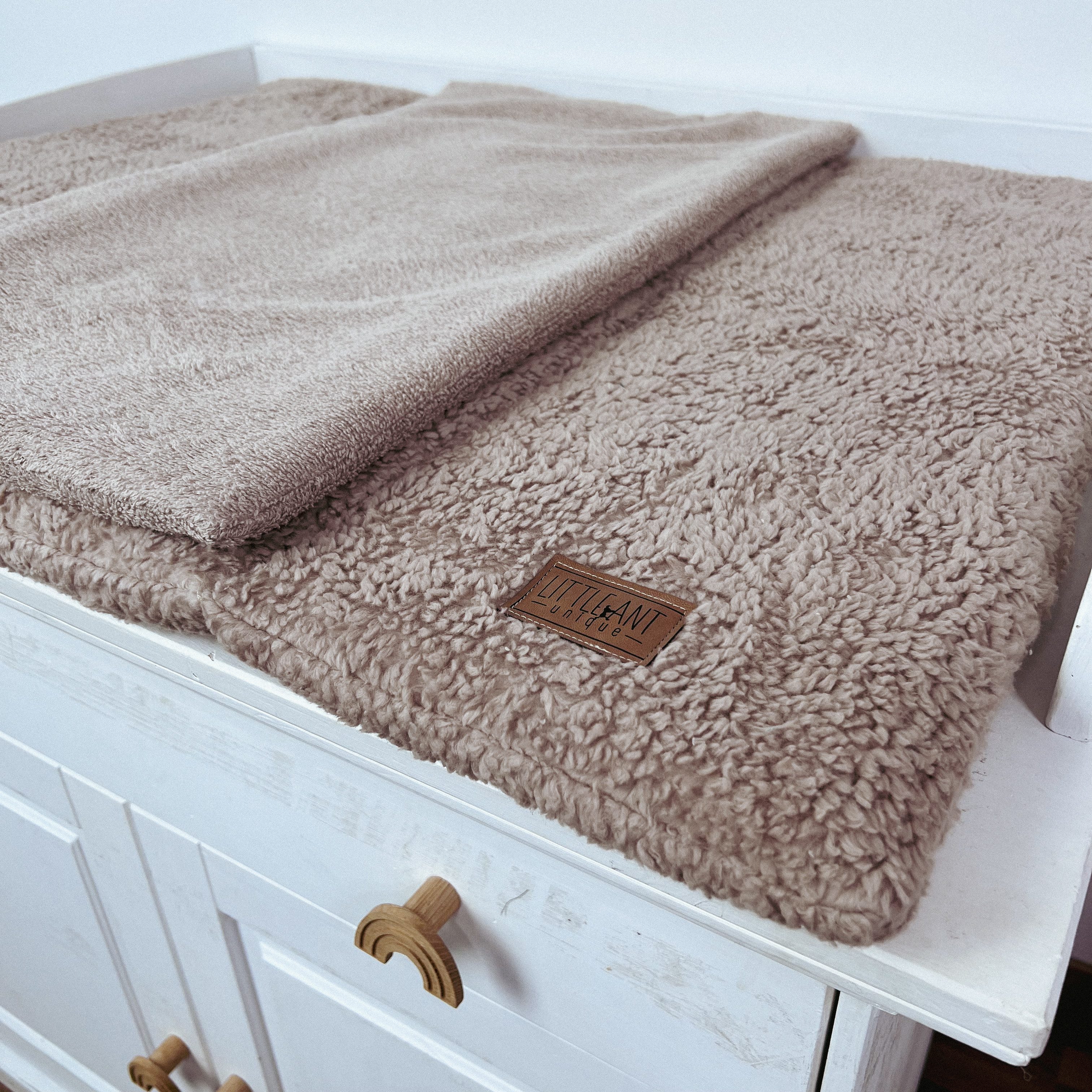 LittleANTunique Wickelauflage Wickeltischauflage Teddy beige, Made in Hambu günstig online kaufen