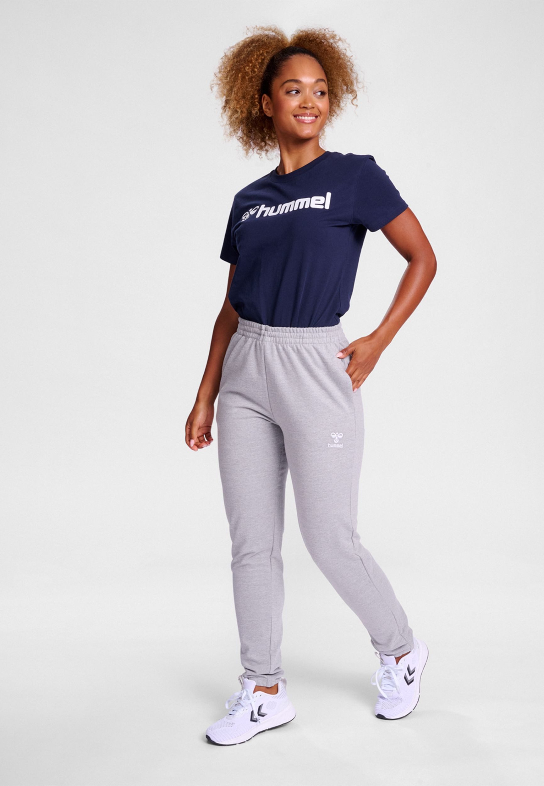 hummel Jogginghose Bequeme Sporthose mit Bio-Baumwolle ideal für Alltag hml günstig online kaufen