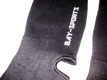 BAY-Sports Fußbandage Uni Knöchelbandage Fußgelenkbandage Sprunggelenk Uni schwarz, XXS - XL, Anatomische Passform, Kompression
