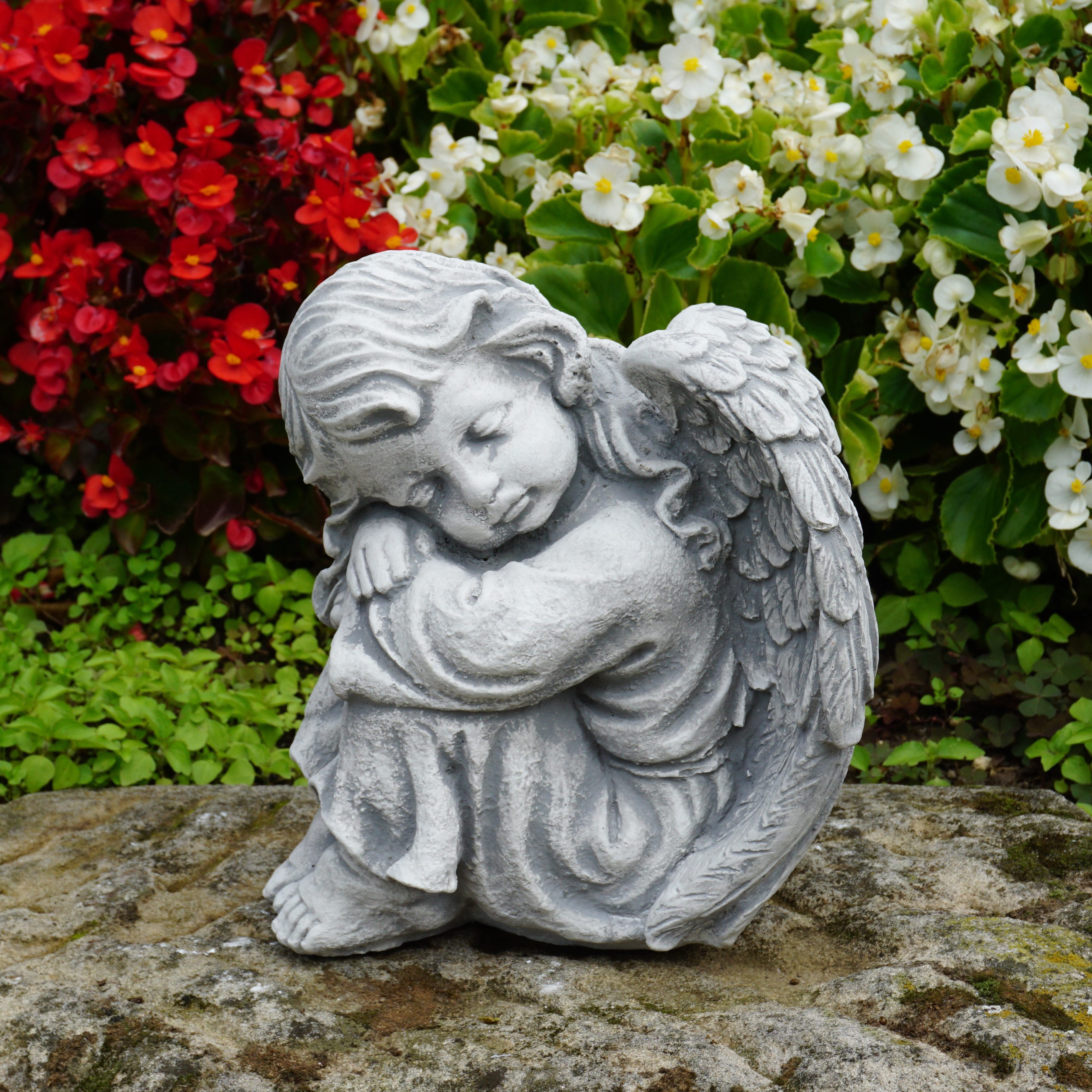 gartendekoparadies.de Gartenfigur Schlafender Engel Grabengel, Steinfigur, günstig online kaufen