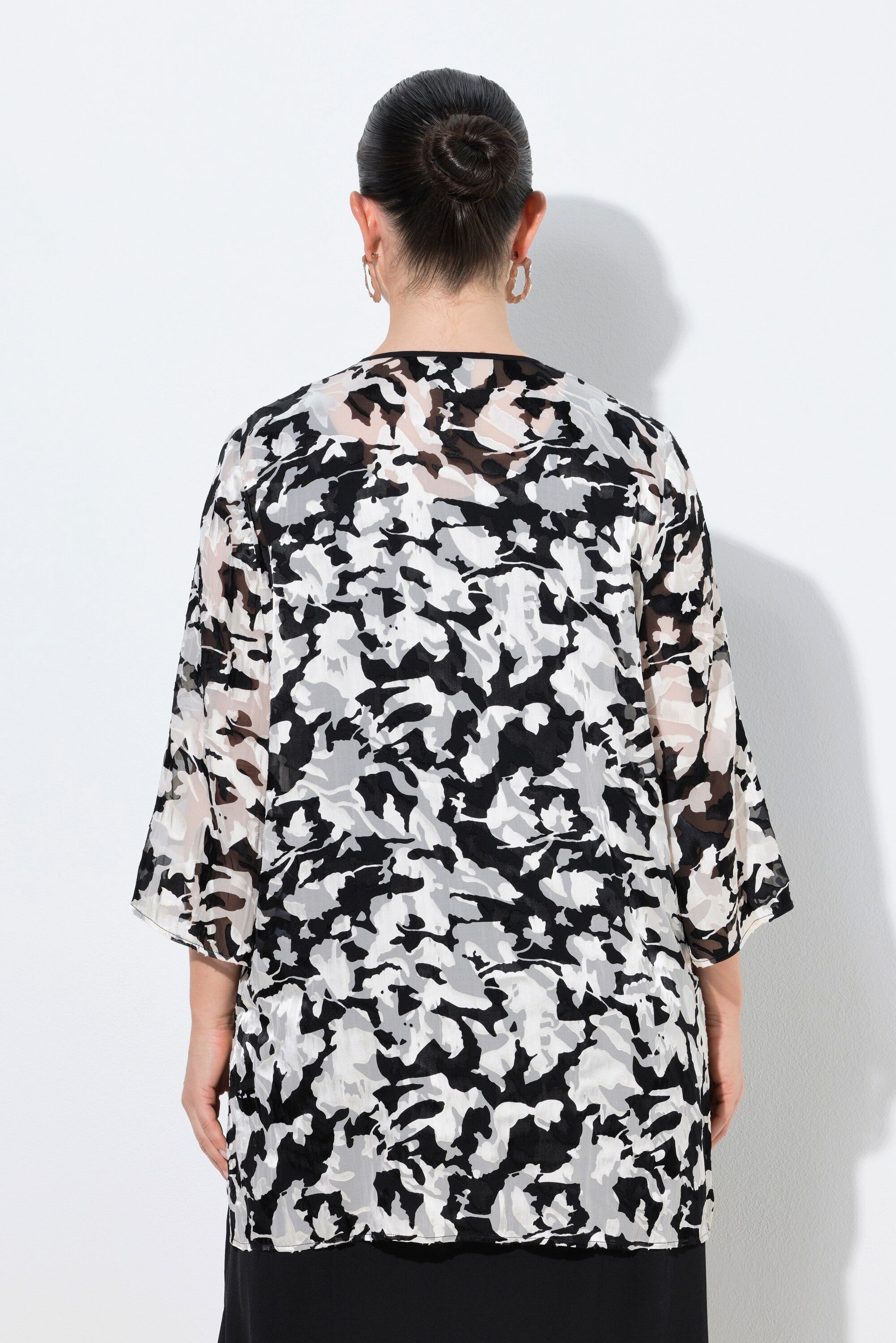 Ulla Popken Sommerjacke Jacke Chiffon-Ausbrenner V-Ausschnitt 3/4-Arm