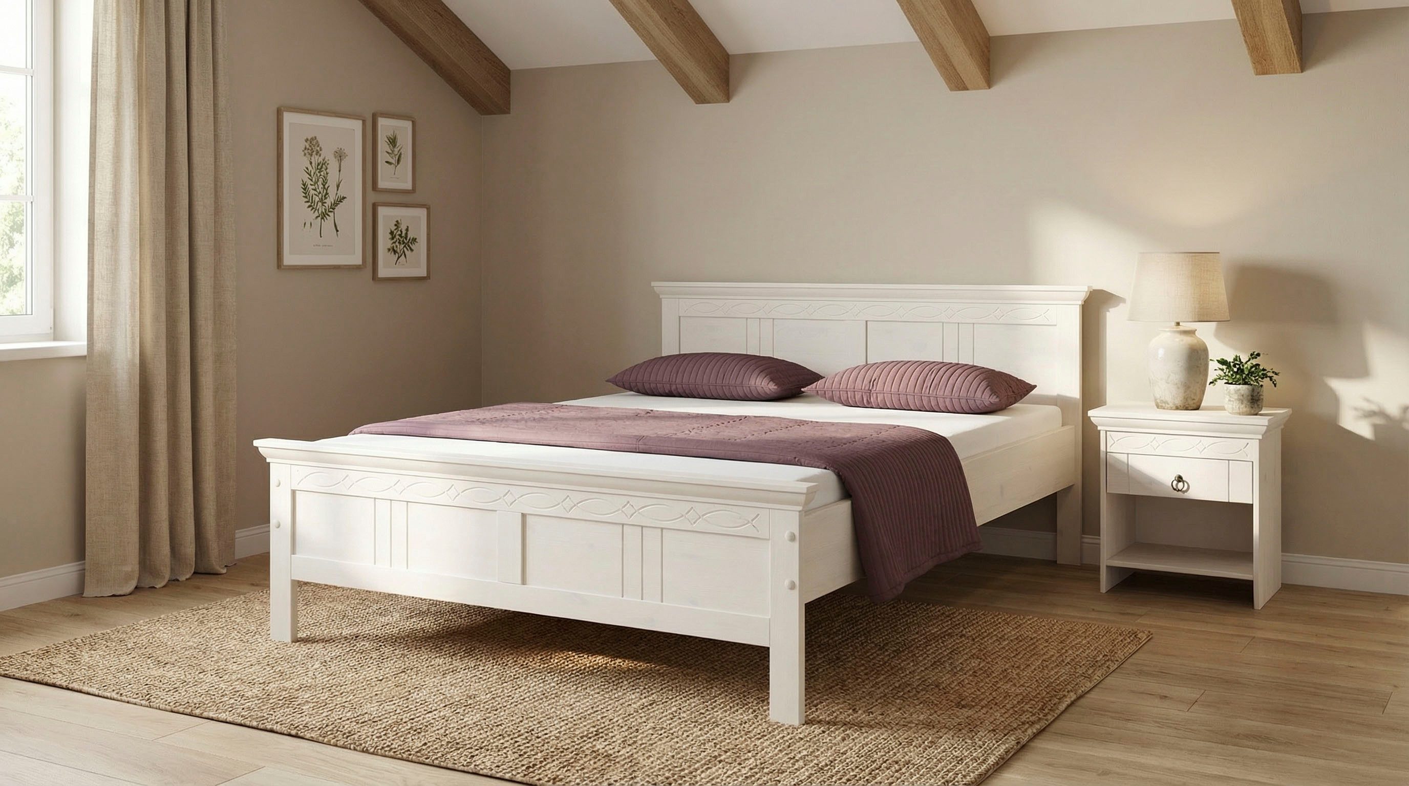 OTTO home Massivholzbett Indra, Landhausstil, edles Design,zertifiziertes Massivholz (Breite/Belastbarkeit 180cm/220 KG, 140cm/180 KG, 90cm/120 KG), mit Kopfteil, mit dekorativen Fräsungen, aus Kiefer