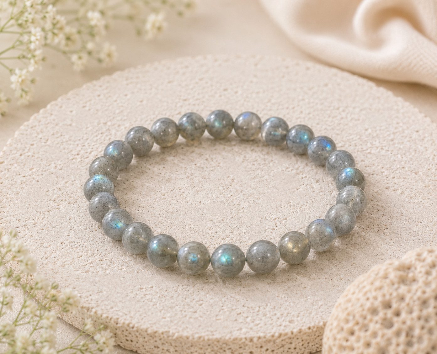 Karmandala Charm-Armband elegantes Naturstein Armband mit Edelstein Kugeln 8 mm, Labradorit Echtstein Edelstein Armband