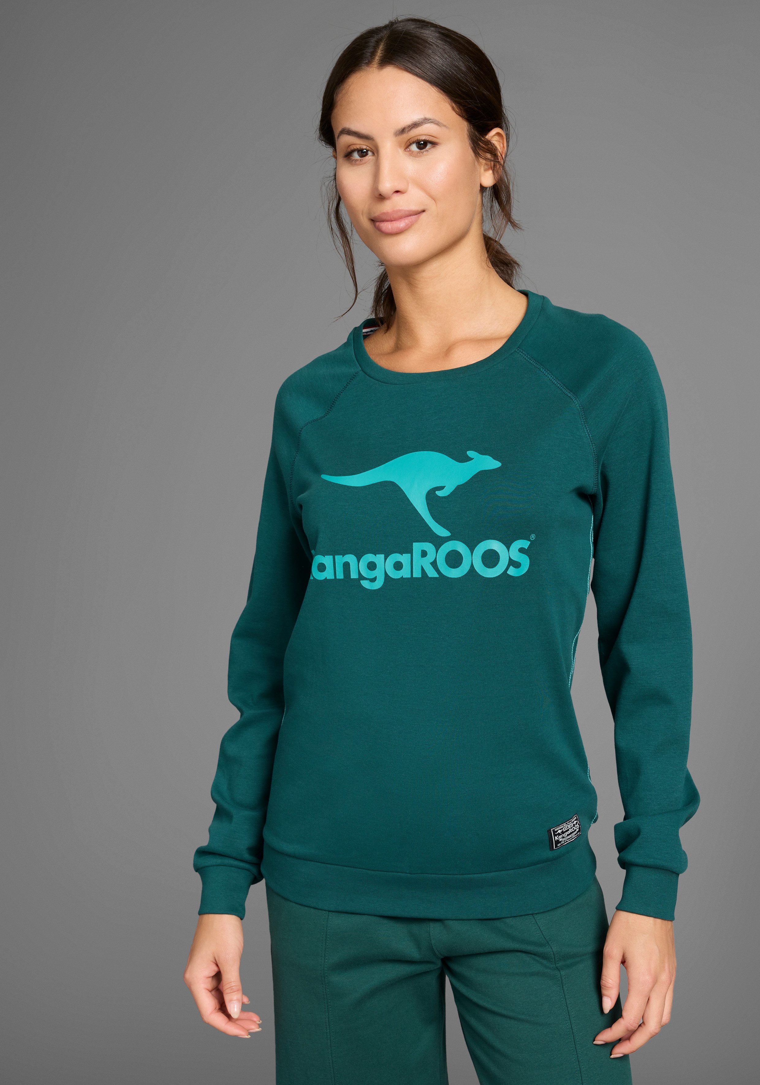 KangaROOS Sweatshirt Langarm, figurumspielender Schnitt, mit Print, Rundhal günstig online kaufen