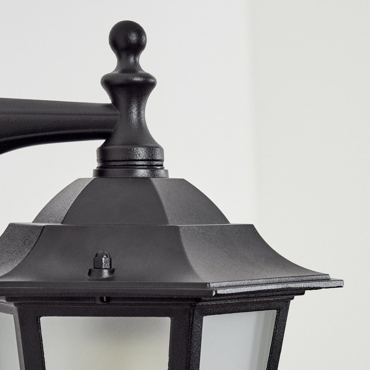 hofstein Außen-Wandleuchte Wandlampe abwärts in antikem Look aus Metall/Glas in Schwarz/Milchglas, ohne Leuchtmittel, Wandleuchte im klassischen Landhaus-Stil, E27, ohne Leuchtmittel, IP44