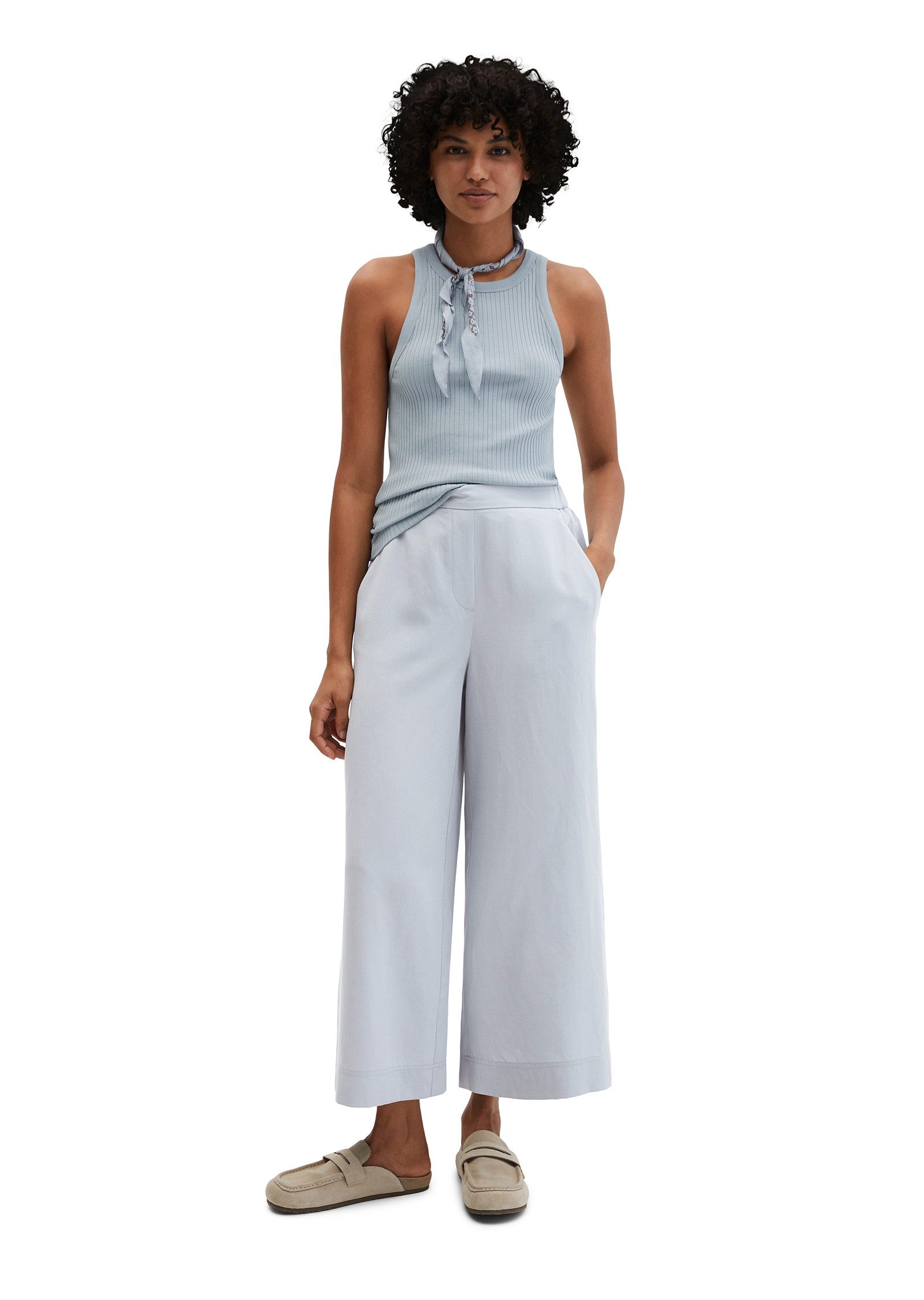 Marc O'Polo Dehnbund-Hose MARGO WIDE Model Margo wide aus Lyocell-Leinen-Mix, elastischer Bund – Bild 5 von 5