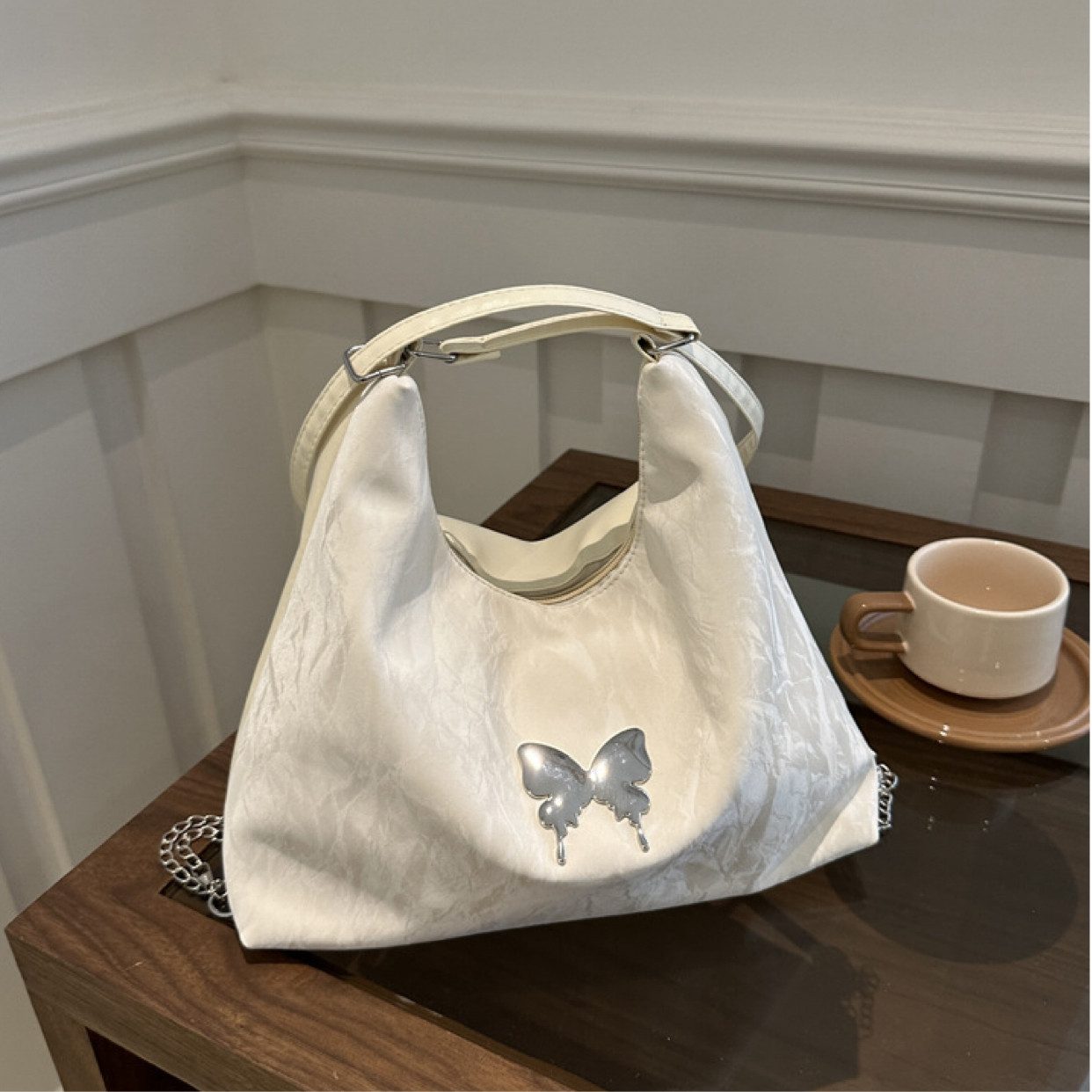 Super Solu Schultertasche Multifunktionale Damen Tasche 3-in-1 mit Schmetterling & Kette (Stück, 1-tlg., B/H/T30/26,5/9cm), 3 Tragemöglichkeiten: Rucksack, Schultertasche und Unterarmtasche
