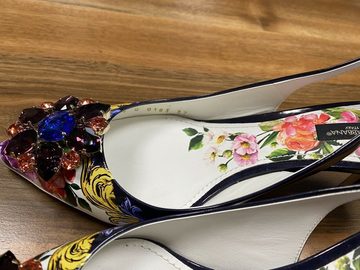 DOLCE & GABBANA DOLCE & GABBANA EMBELLISHED SLINGBACK PUMPS SCHUHE POINT-TOE SANDALEN Pumps