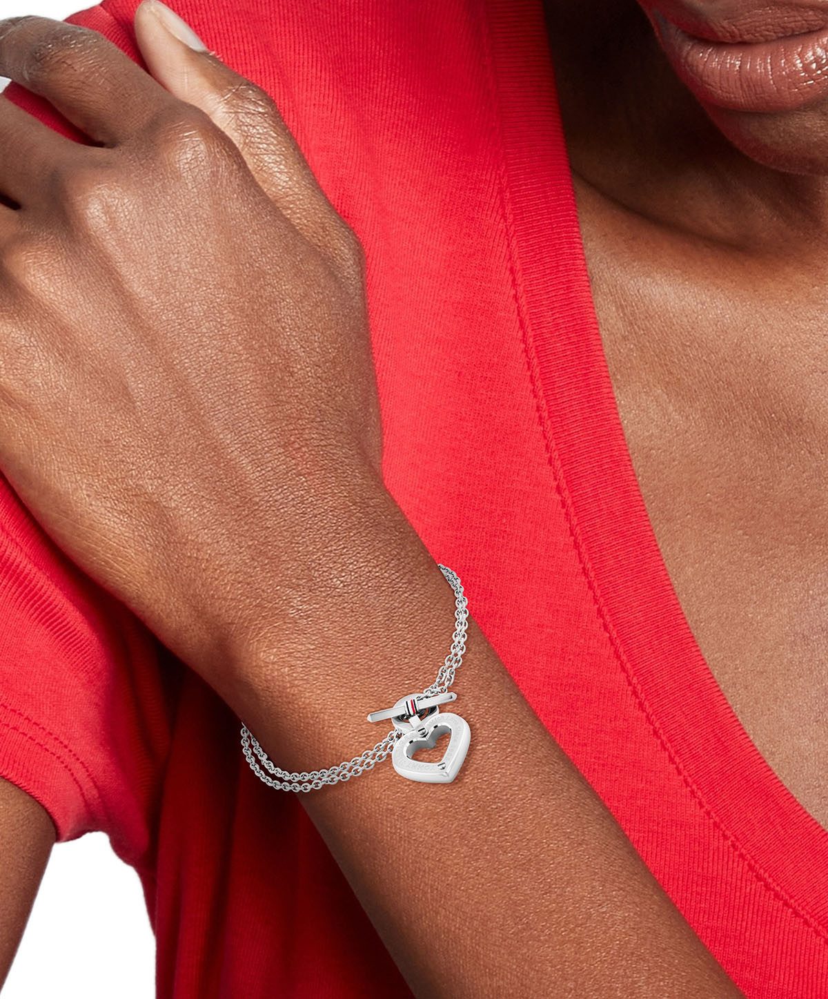 Tommy Hilfiger Armkette TOGGLE HEART, mit Emaille günstig online kaufen