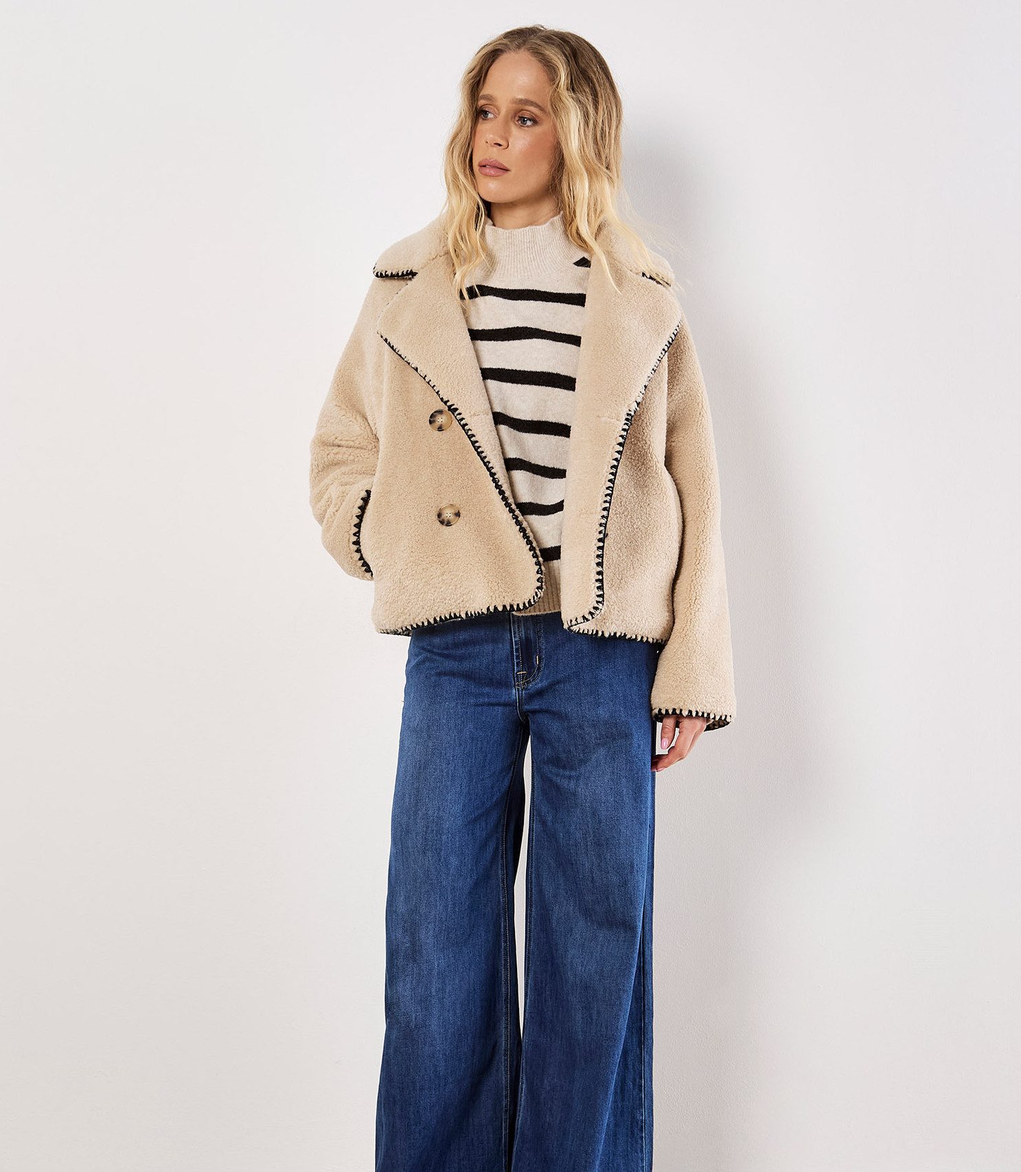 Apricot Kurzjacke Kurzjacke mit Blanket Stitch günstig online kaufen