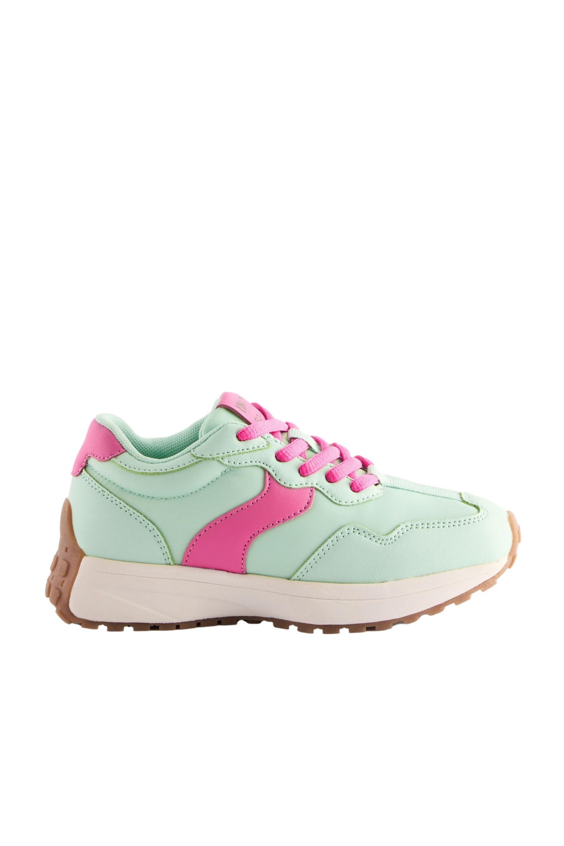 Schnürsneaker mit dicker Sohle Sneaker