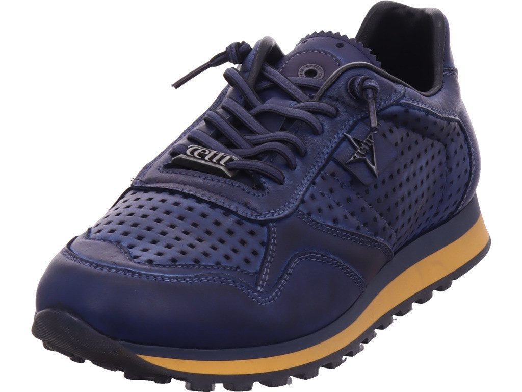 Schnürschuh