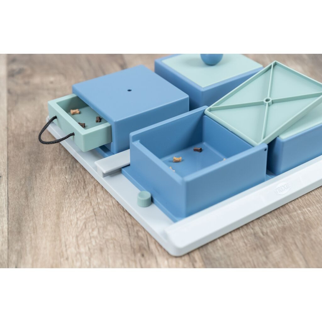 TRIXIE Tier-Intelligenzspielzeug Poker Box 1 Strategiespiel - diverse - 31 × 31 cm, Kunststoff