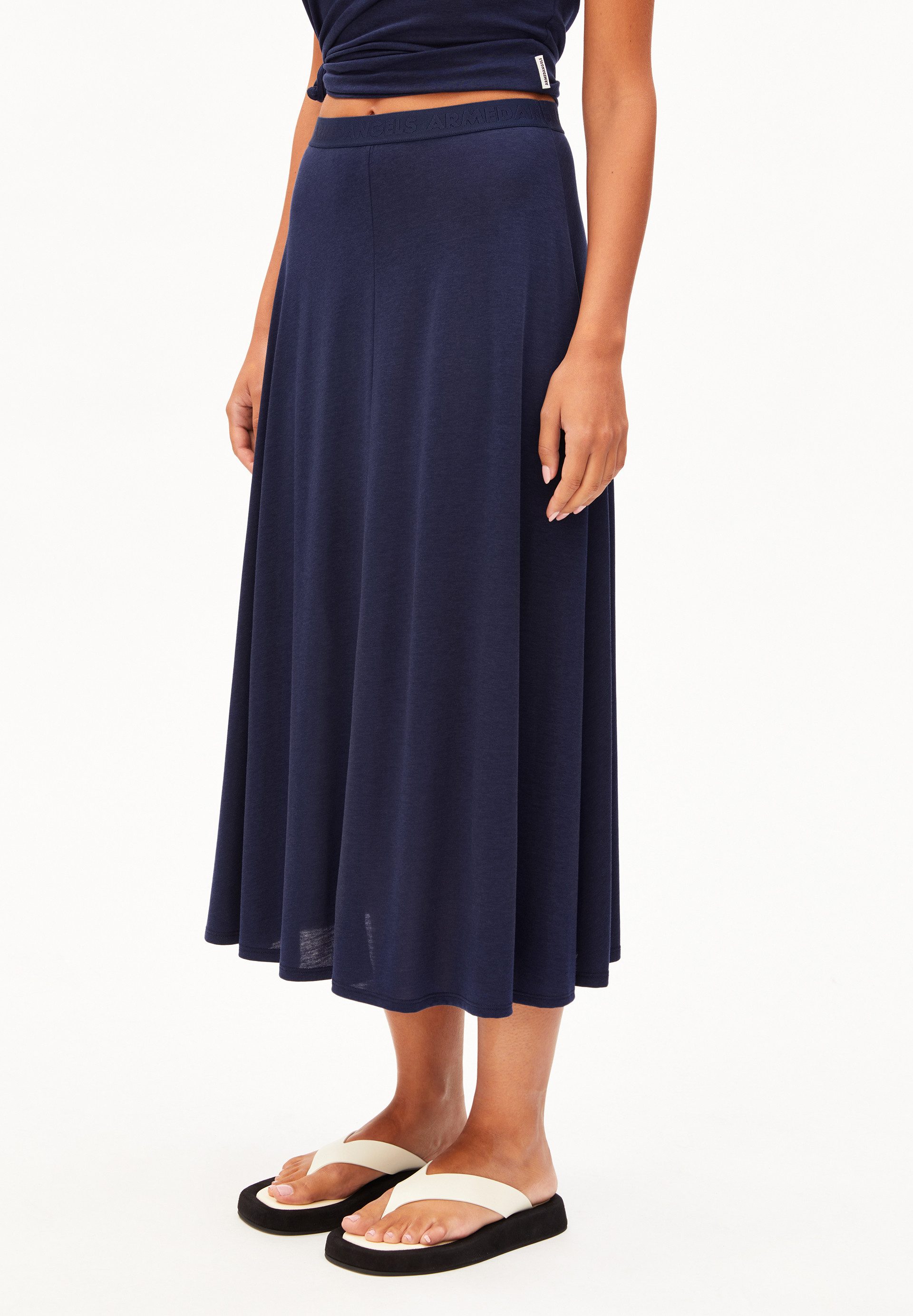 Armedangels Maxirock ILENIAA LARAA MIDI (1-tlg., Loose Fit) Jerseyrock aus TENCEL™ Lyocell Mix