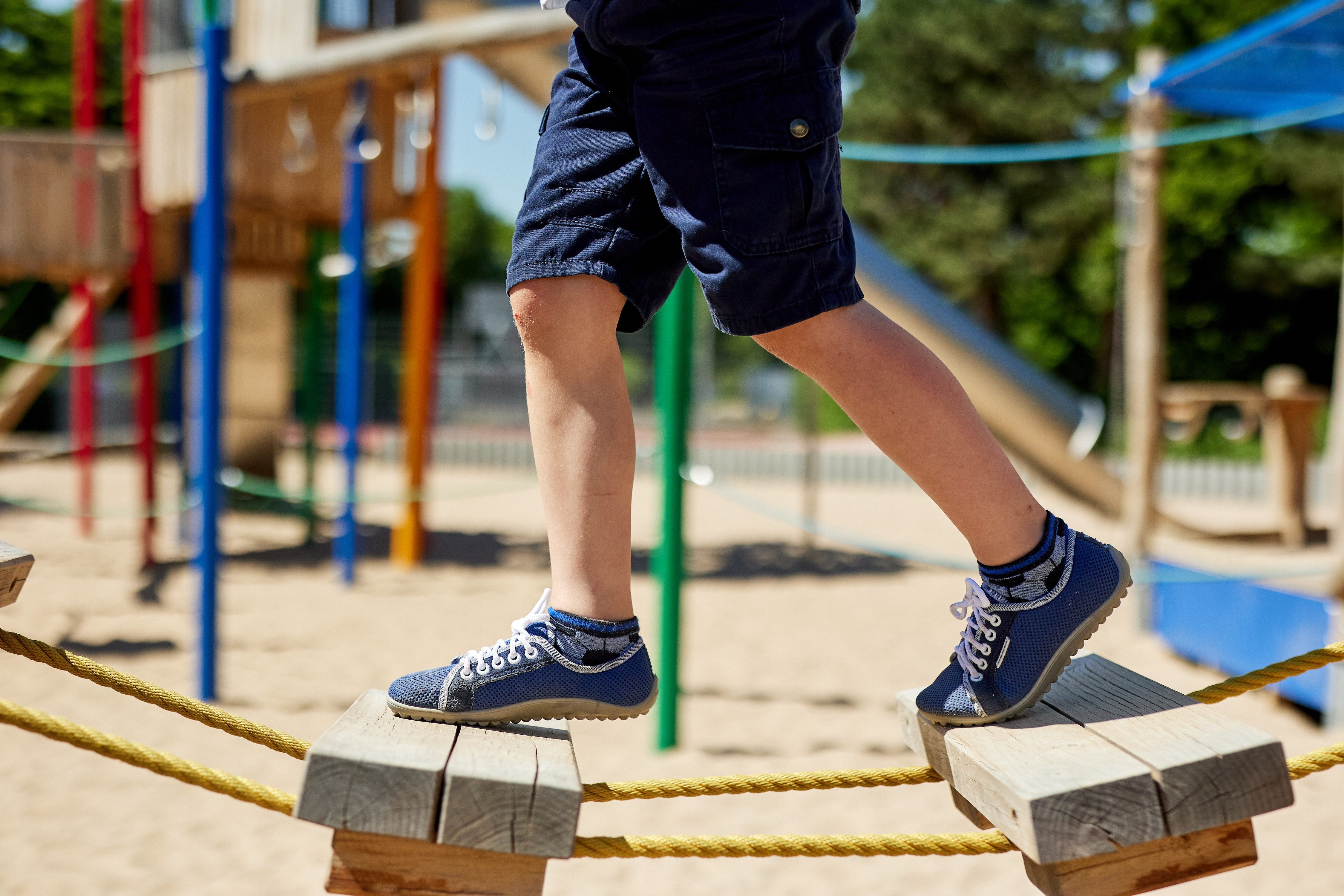 Leguano LEGUANITO AKTIV Barfußschuh, Halbschuh, Schnürer mit speziell entwickelter Halbkugel-Laufsohle