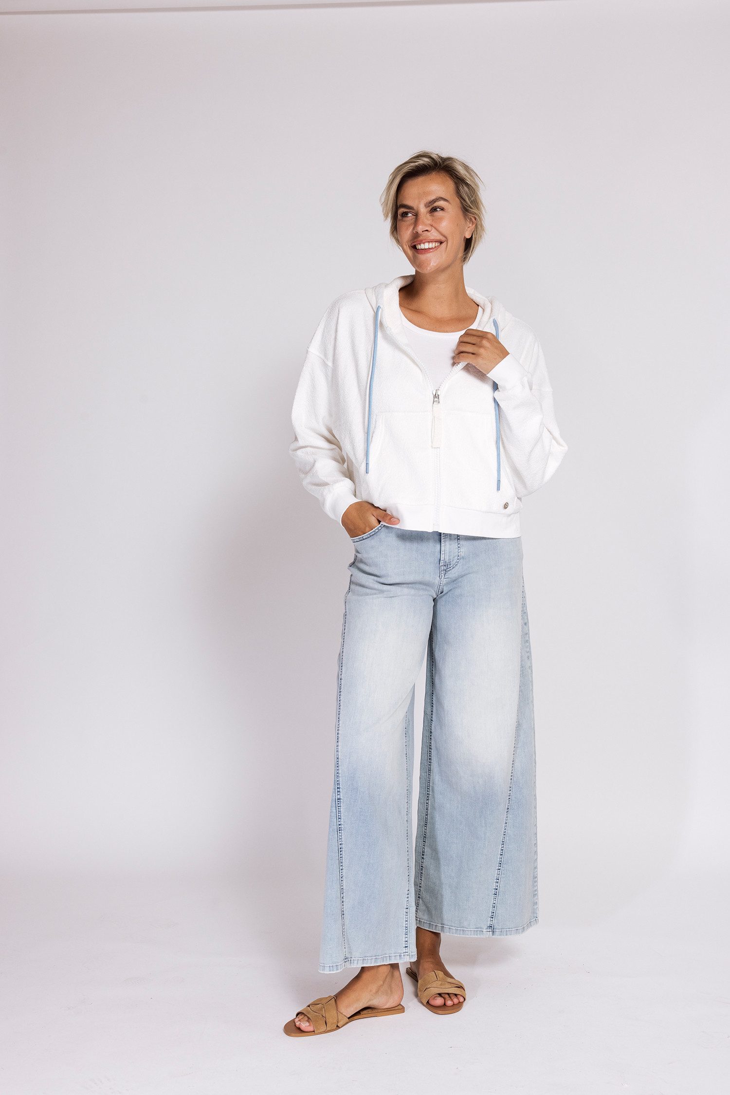 Zhrill Sweatblazer RATANA lässiger Look, hüftlange Schnittform, mit Kängurutasche