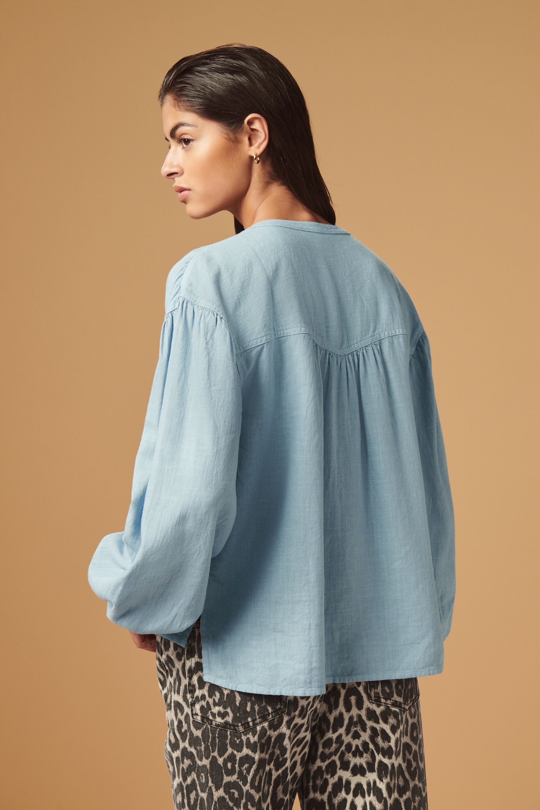 Next Langarmbluse Langärmelige Bluse mit V-Ausschnitt günstig online kaufen