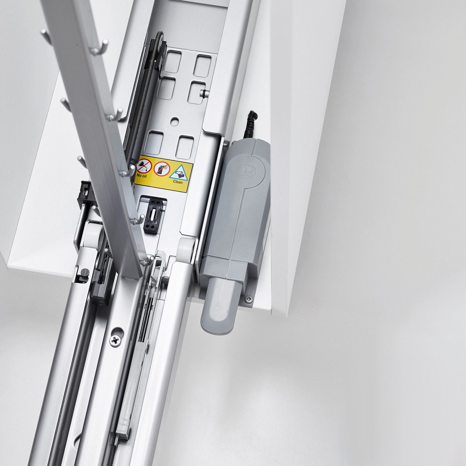 Kesseböhmer Möbelbeschlag elektronische Öffnungsunterstützung eTouch+ DISPENSA VVS-x (1 St), CONVOY Centro / Premio Apothekerauszug Funkschalter hellgrau