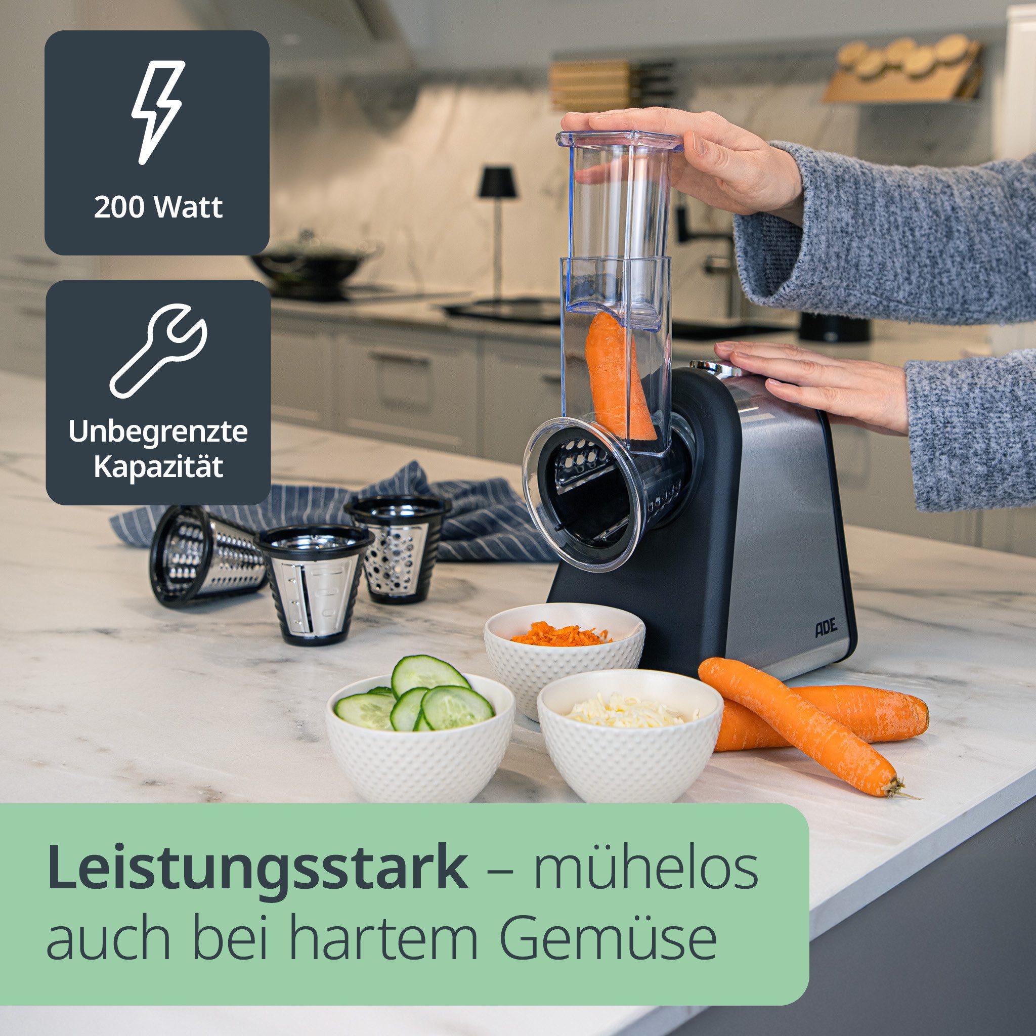 ADE Küchenreibe Gemüseschneider elektrisch, müheloses Schneiden mit 4 Wechselaufsätzen, Edelstahl, Gemüsehobel & Zerkleinerer für Gemüse, Obst & Nüsse, scharfe Klingen