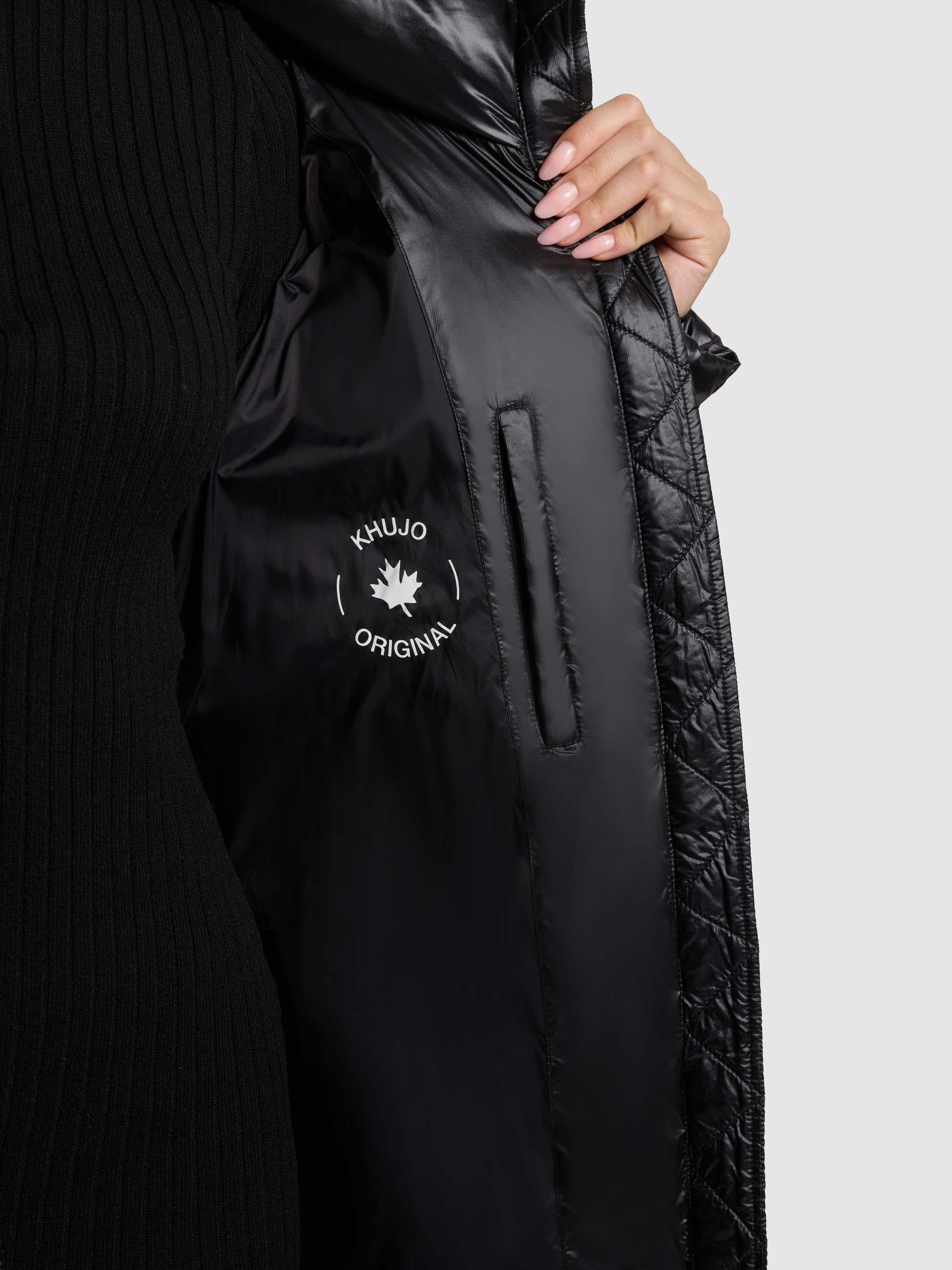 khujo Steppmantel Tonia Extralanger Damen Wintermantel mit Rucksack-Trägern