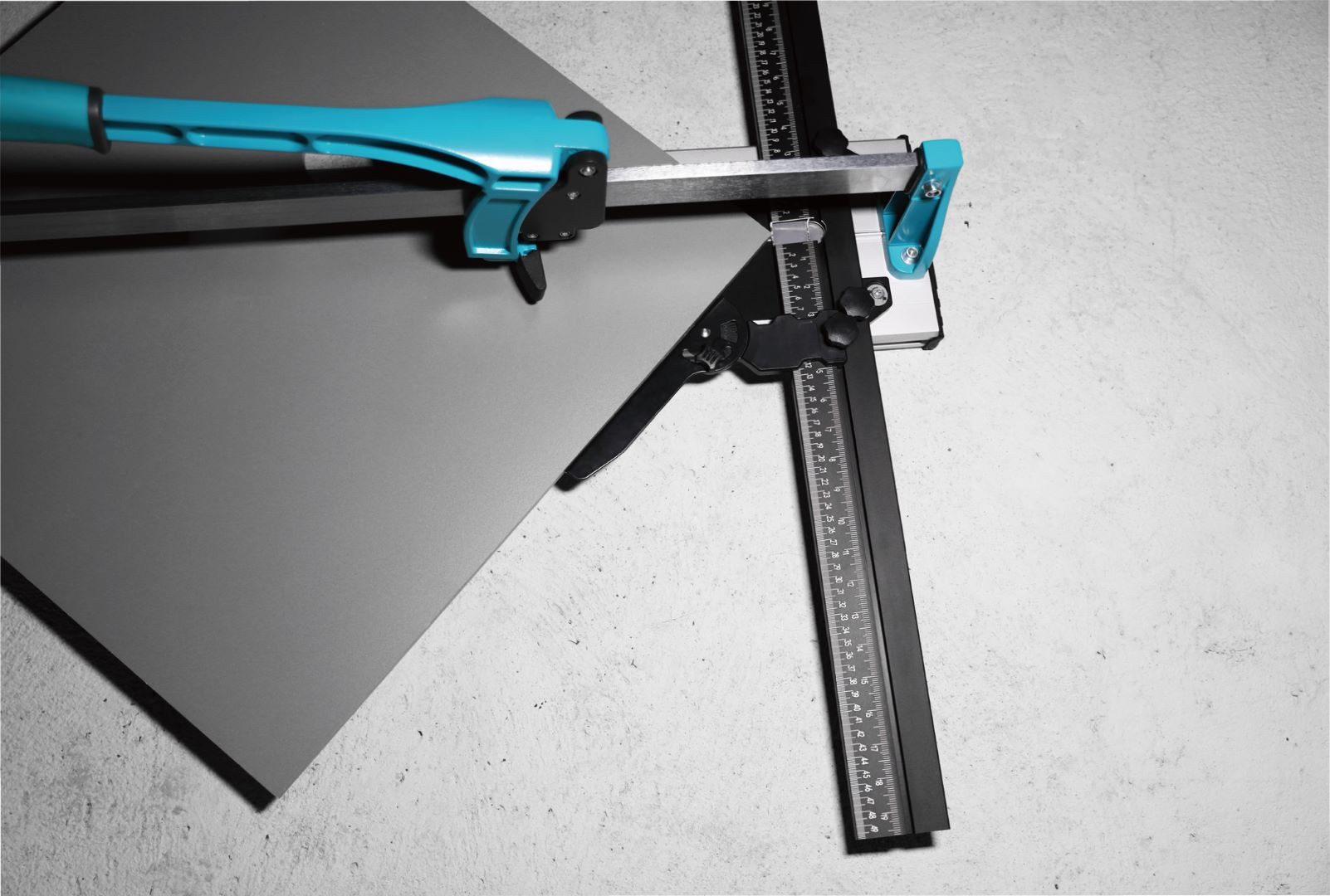 BIHUI manueller Fliesenschneider TCC - Schnittlänge: 1200 - 1650 mm