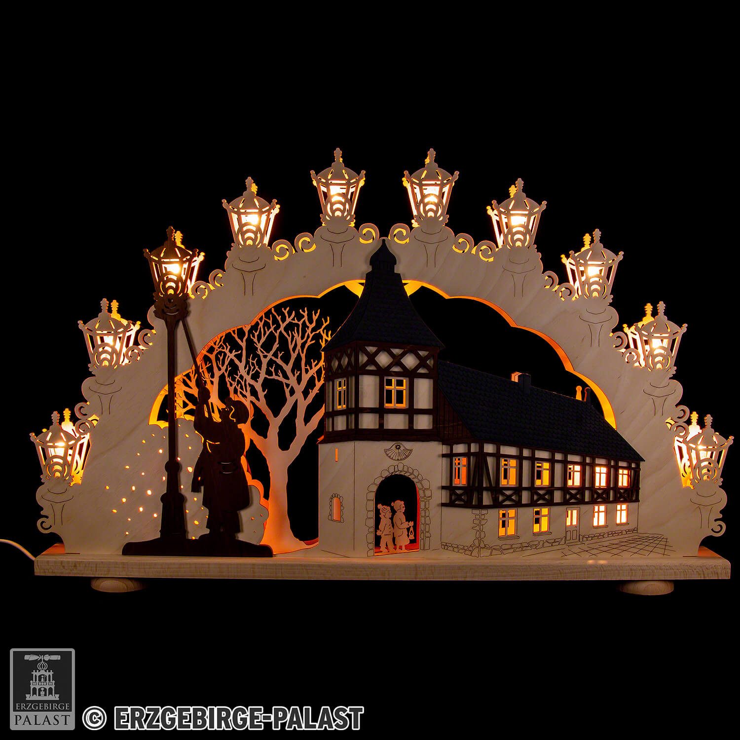 Erzgebirge-Palast Schwibbogen Schwibbogen Altstadtromantik (66x41cm) von Saico Seiffen