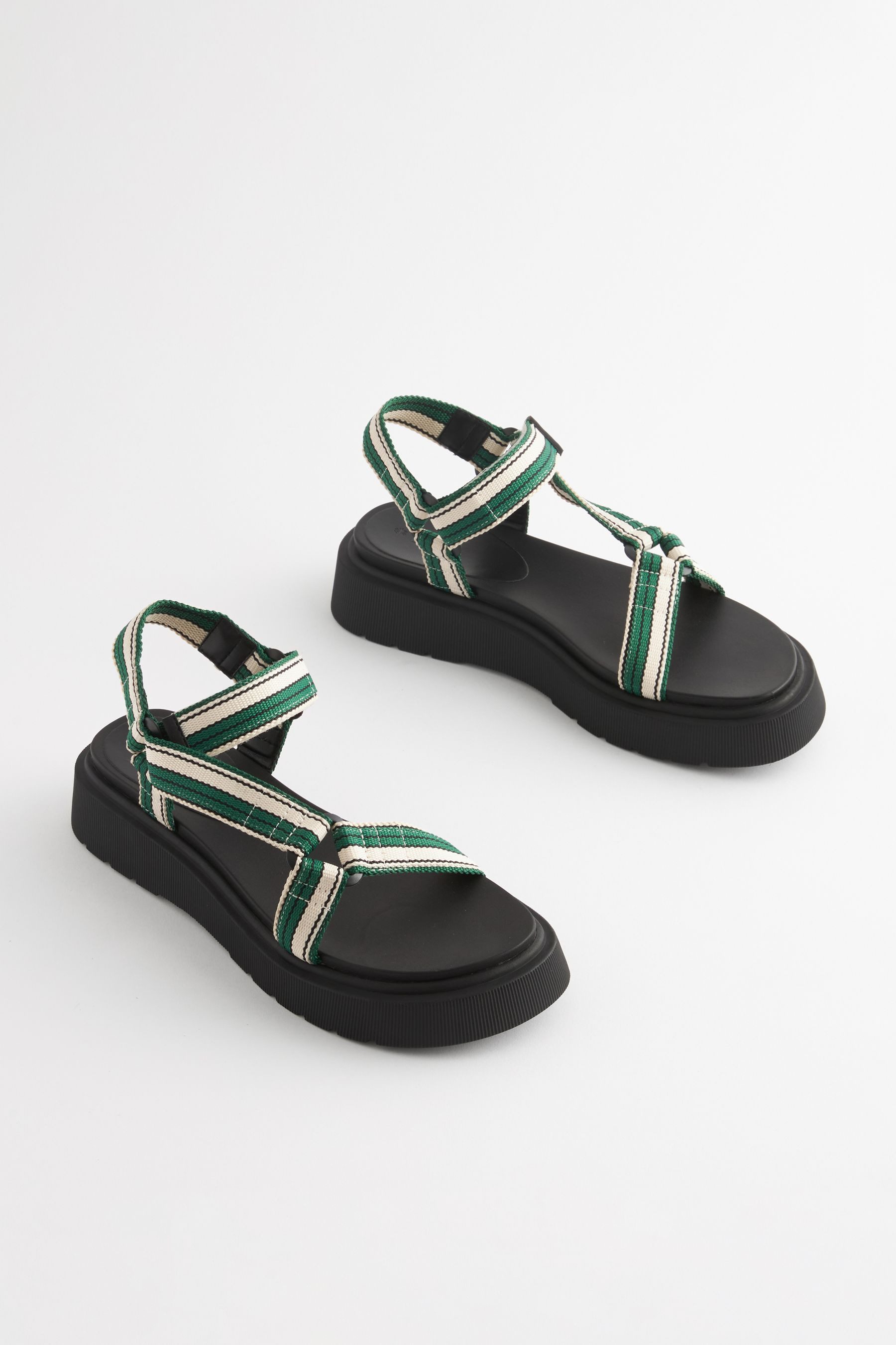 Next Robuste Webbing-Sandalen Keilsandalette (1-tlg) günstig online kaufen
