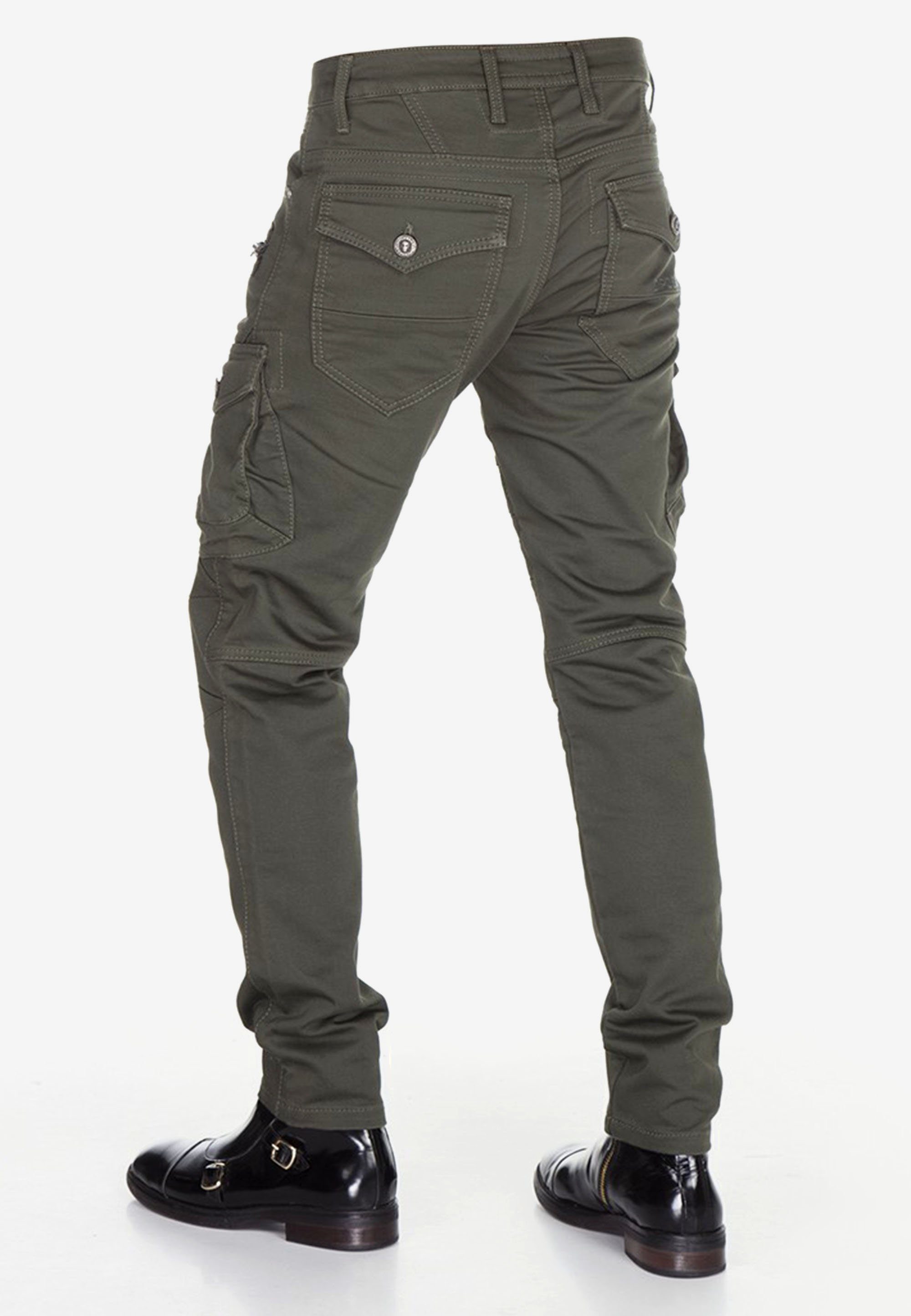Cipo & Baxx Bequeme khaki angesagten Biker-Stil im Jeans