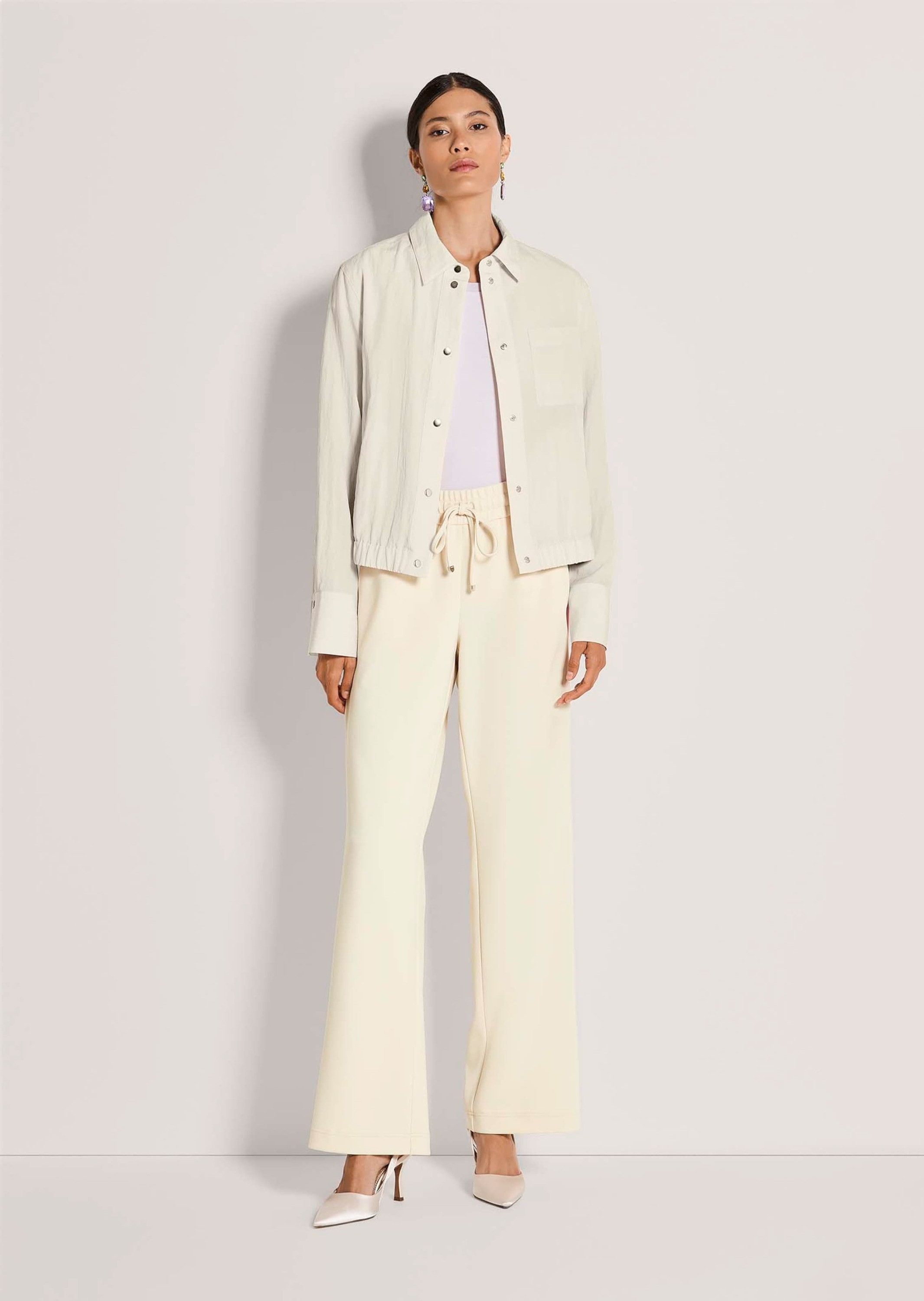 MADELEINE Hemdbluse Blusenshirt mit Brusttasche Blouson mit Hemdkragen, Druckknopfleiste, Taschen und Langarm