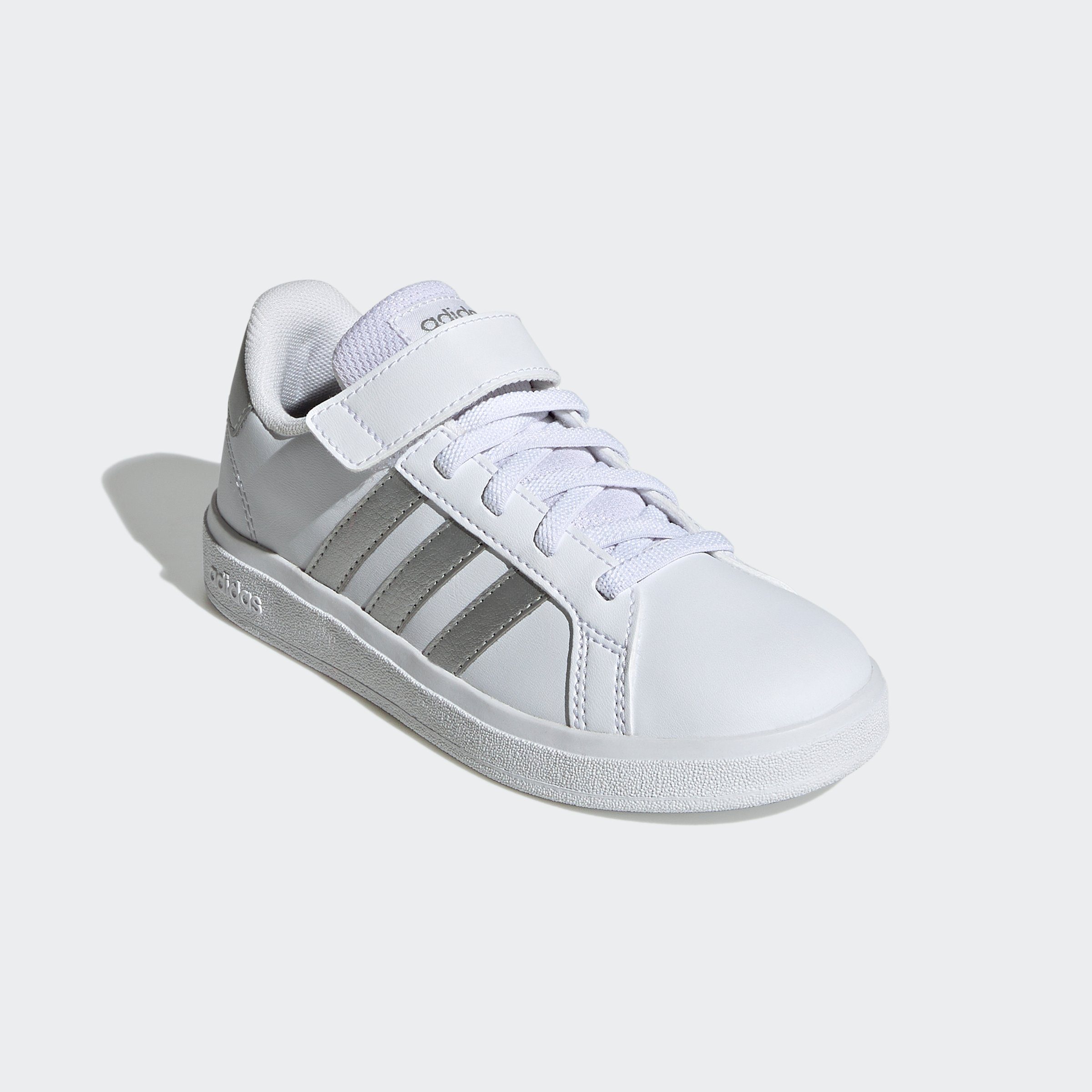 TOP COURT STRAP Sneaker Silver / Superstar Matte auf des Cloud GRAND AND / ELASTIC adidas adidas Matte COURT Spuren Design Sportswear White Silver den LACE