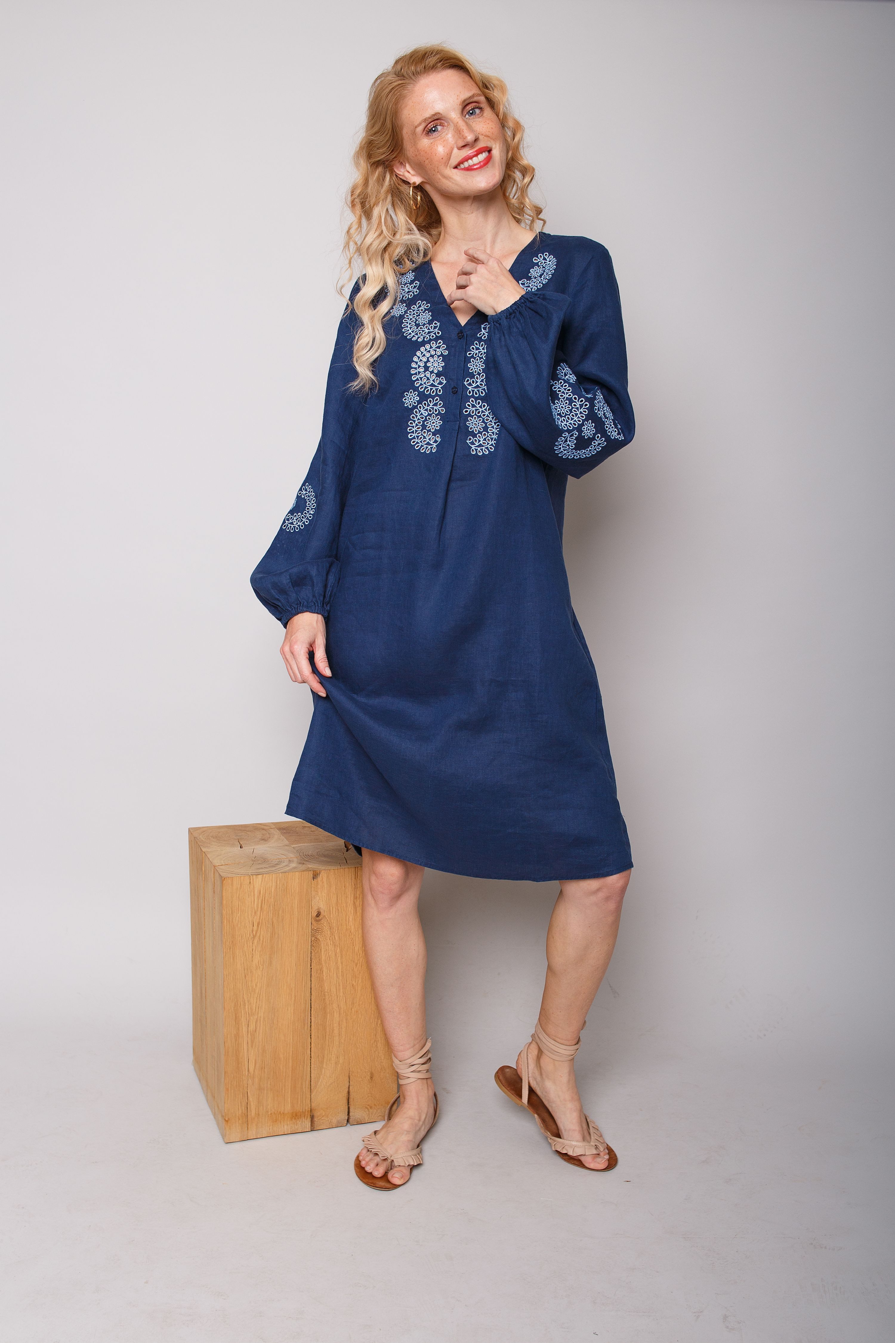 Emily Van Den Bergh Midikleid