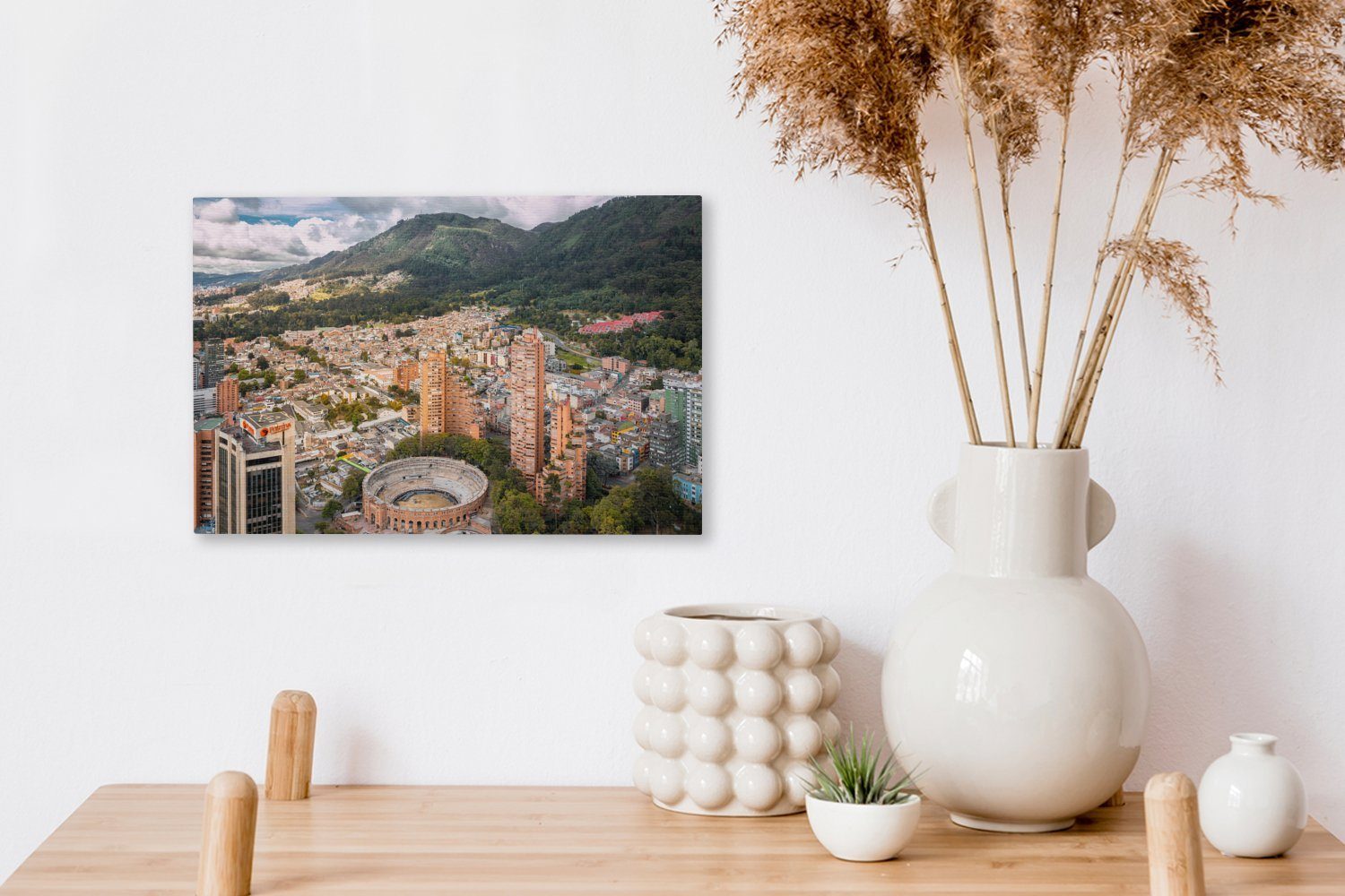 OneMillionCanvasses® Leinwandbild Kolumbien Aufhängefertig, Bogota 30x20 Wandbild St), Leinwandbilder, cm Wanddeko, in von (1 oben