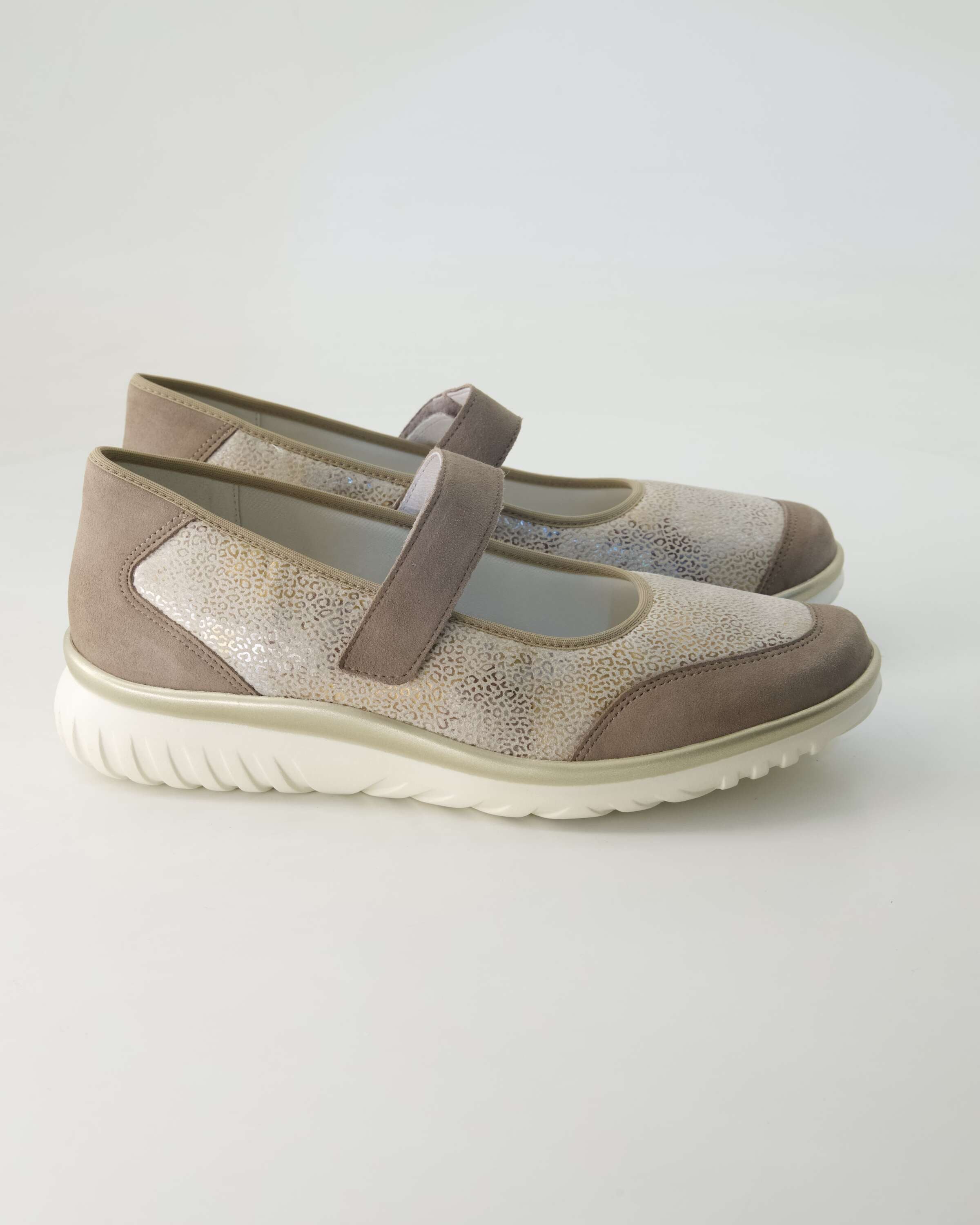 Semler Lena Ballerina Obermaterial: Leder und Textil