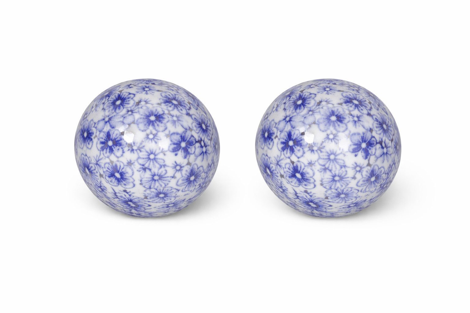 finehomegarden Teichfigur Schwimmkugel blau/weiß Ø4cm/Ø6cm/Ø7,5cm Blüten Porzellan Deko, (Set), Schwimmende Kugeln für Teich, Brunnen & Wasserschalen 3Größen wählbar