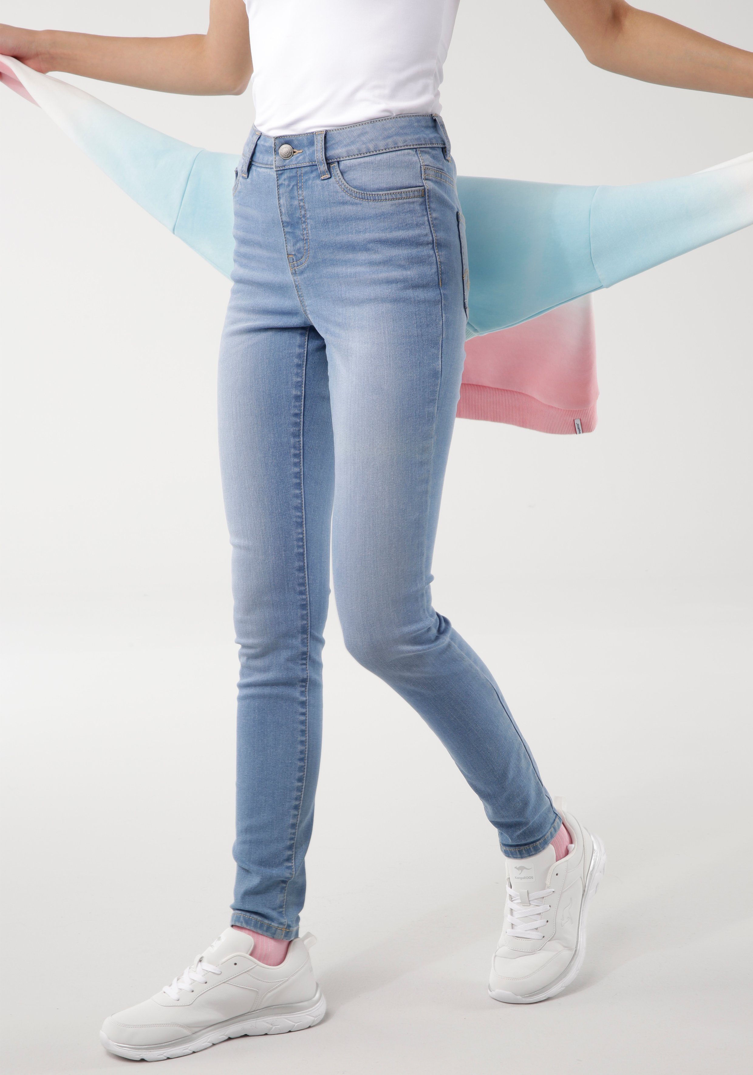 Kangaroos 5-Pocket-Jeans SUPER SKINNY HIGH RISE knöchellang, mit Used-Optik, hohe Leibhöhe