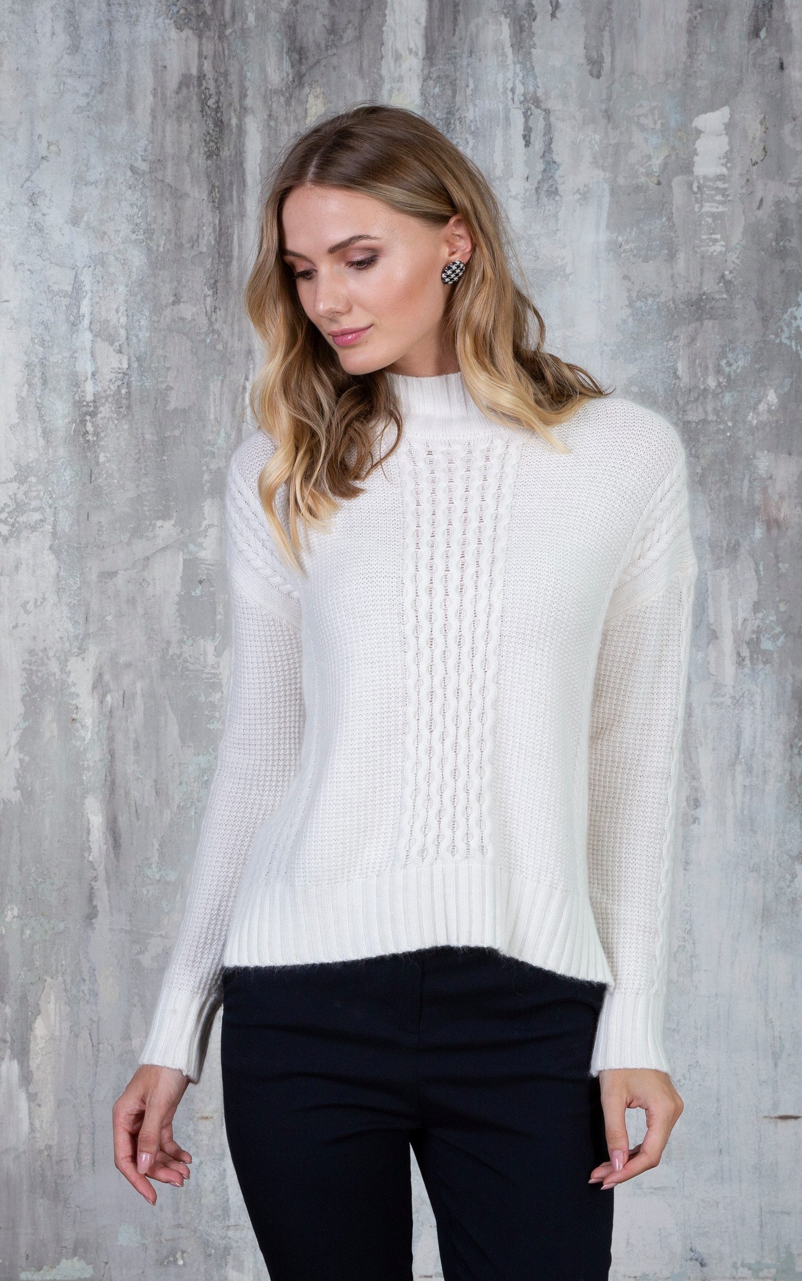 Passioni Rollkragenpullover mit Zopfstrick-Optik günstig online kaufen