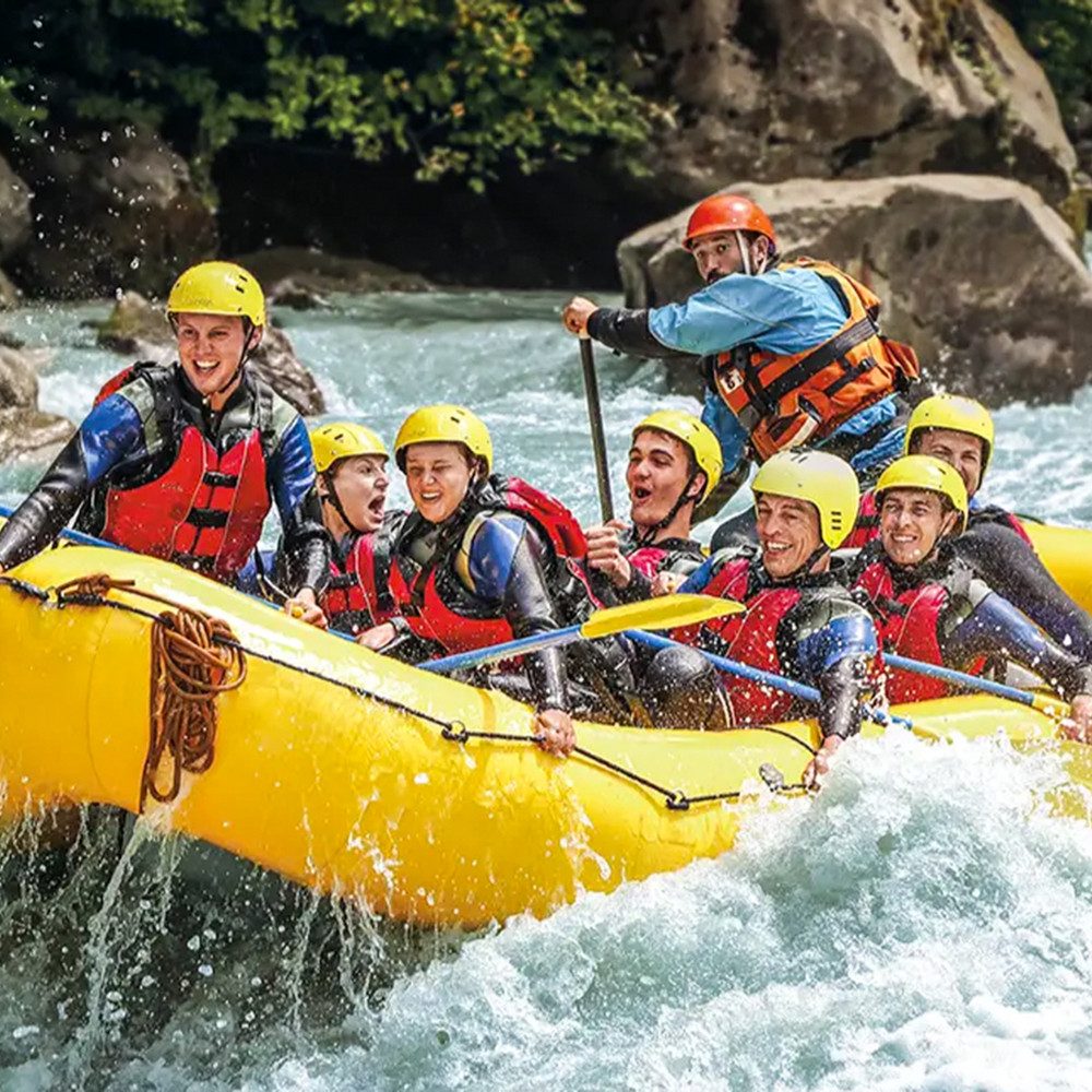 Jochen Schweizer Erlebnisgutschein Rafting Tour Interlaken, Spüre die Kraft der Simme-Wellen!