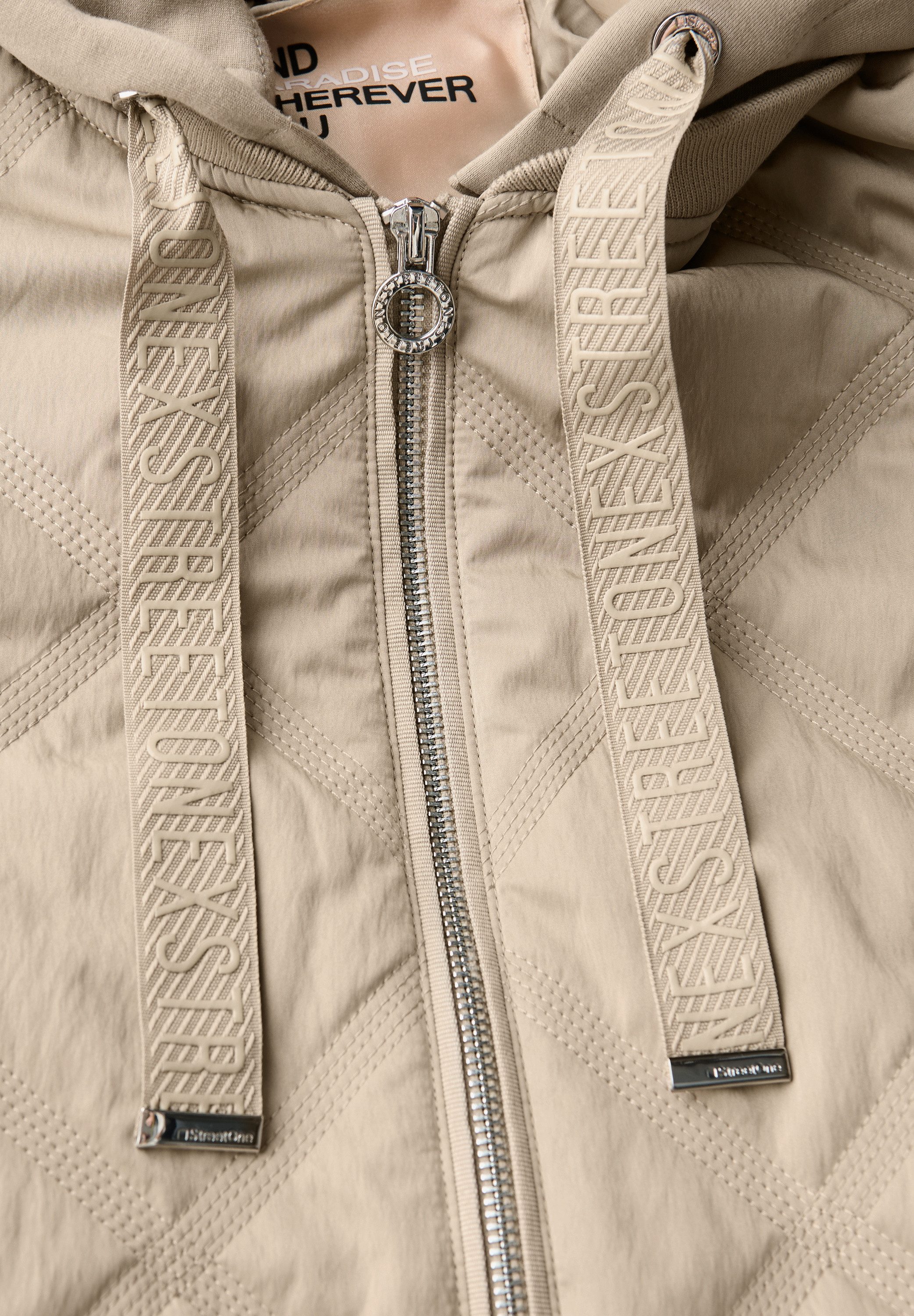 STREET ONE Steppmantel aus elastischem Materialmix